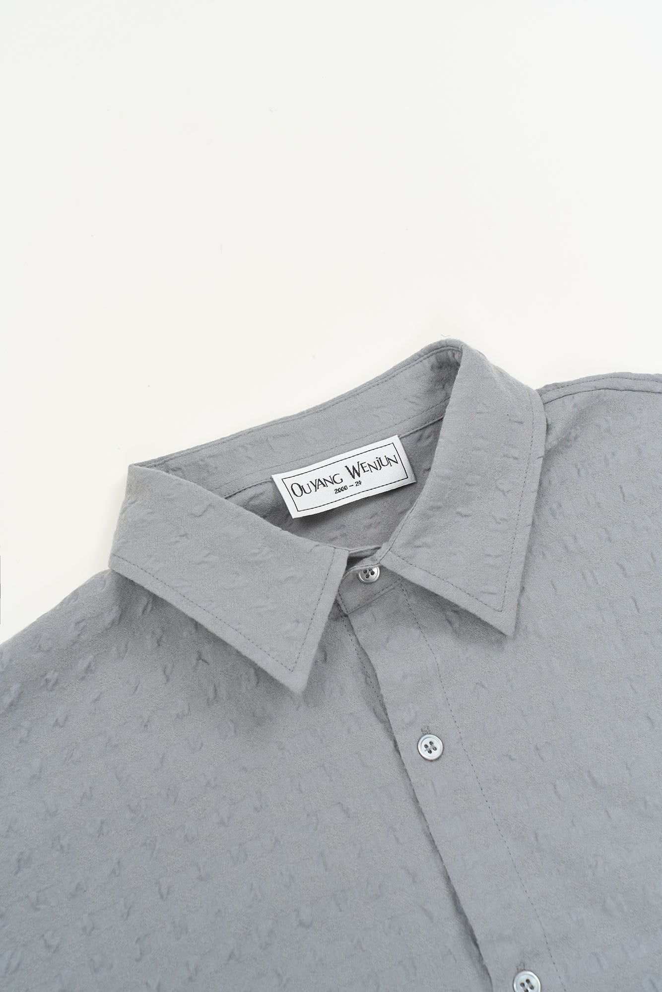 OUYANG WENJUN Drip Heart Embroidered Seersucker Shirt