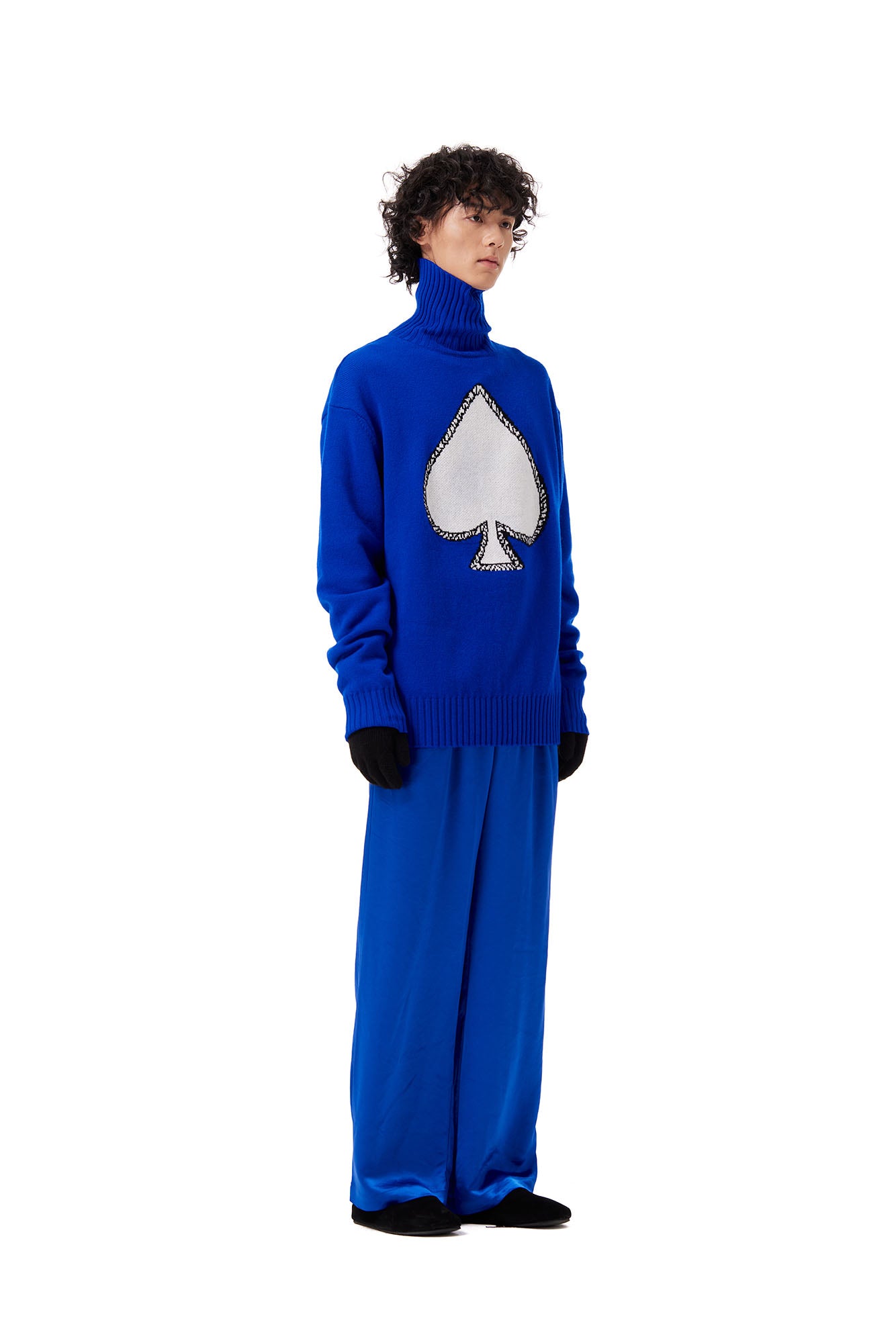 OUYANG WENJUN Contrast Spade Jacquard Turtleneck Sweater