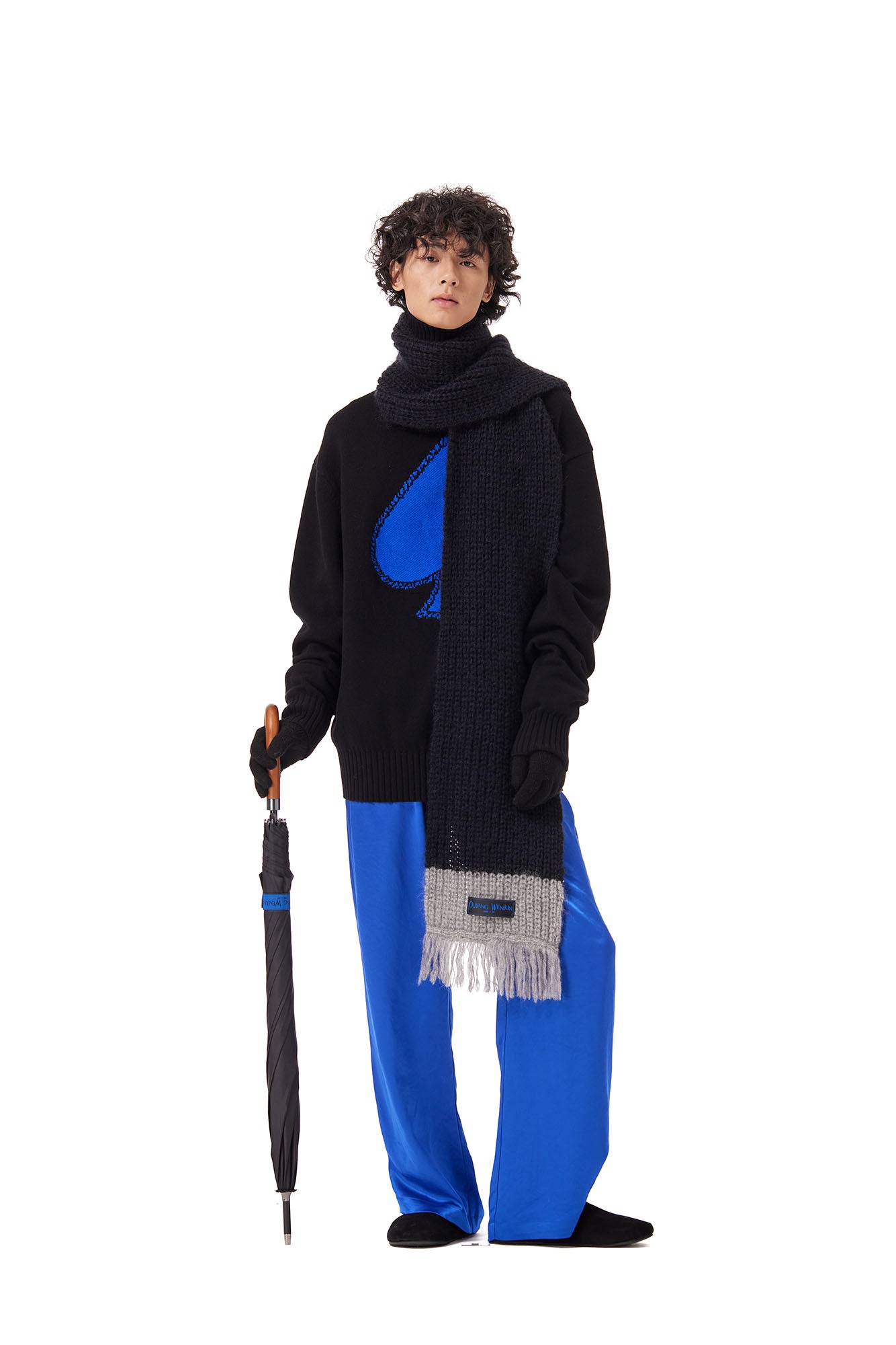 OUYANG WENJUN Contrast Spade Jacquard Turtleneck Sweater