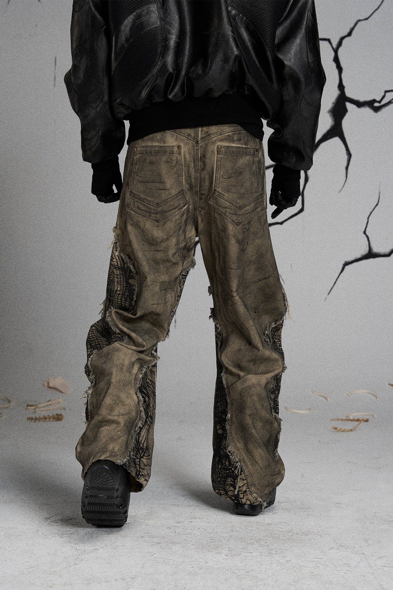 FLYERRER Mutation Distressed Fungal Invasion Machete Pants