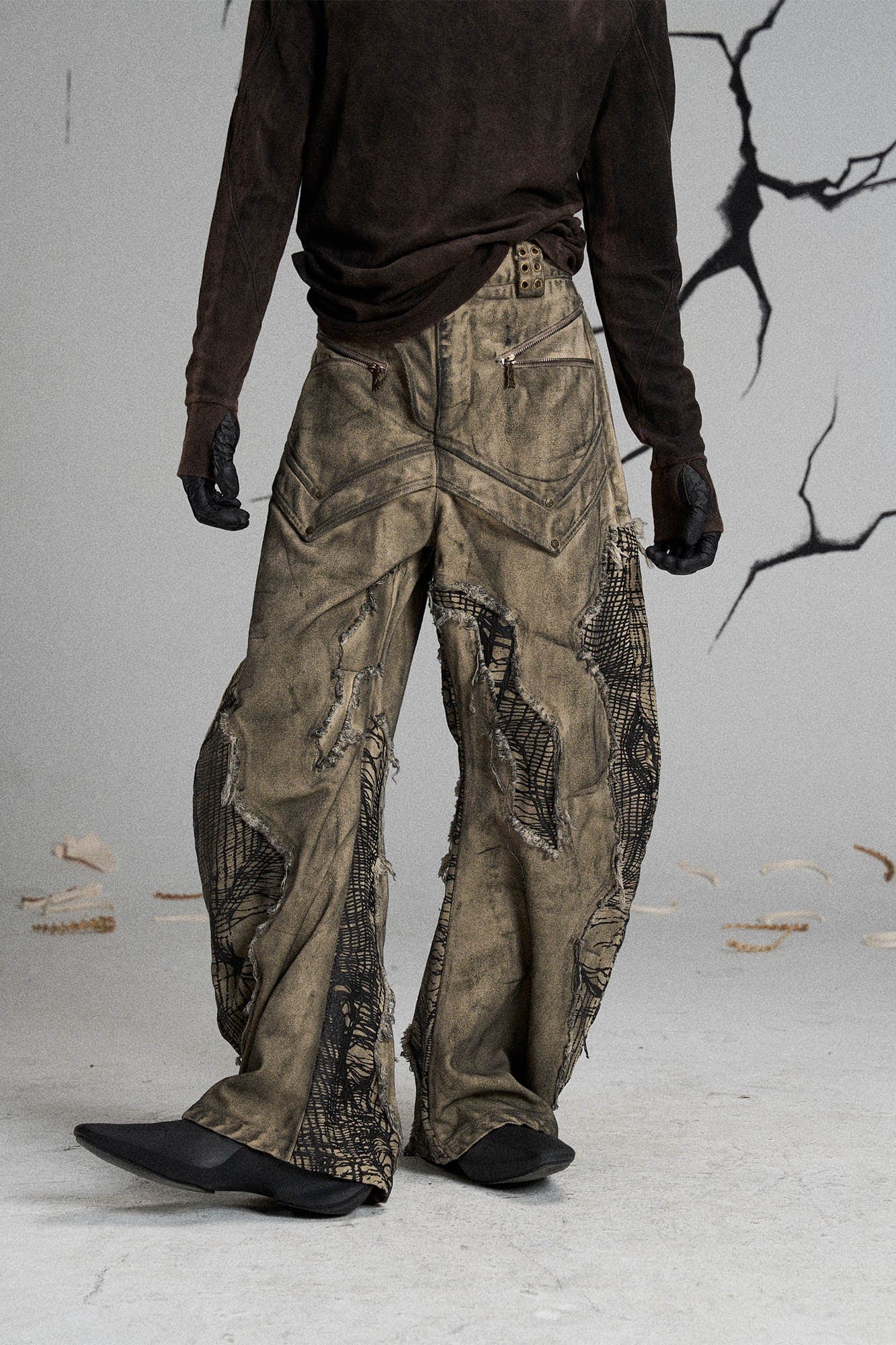 FLYERRER Mutation Distressed Fungal Invasion Machete Pants