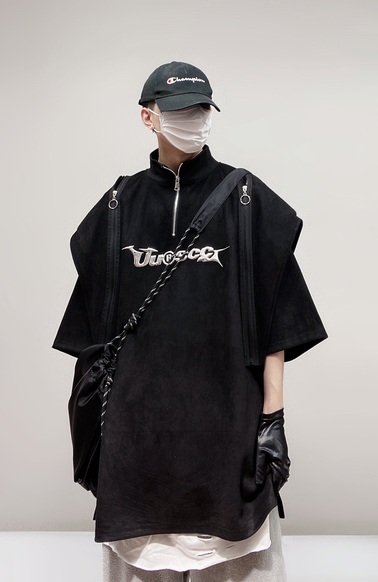 UUCSCC Padded-Shoulder Suede Oversized Turtleneck Tee