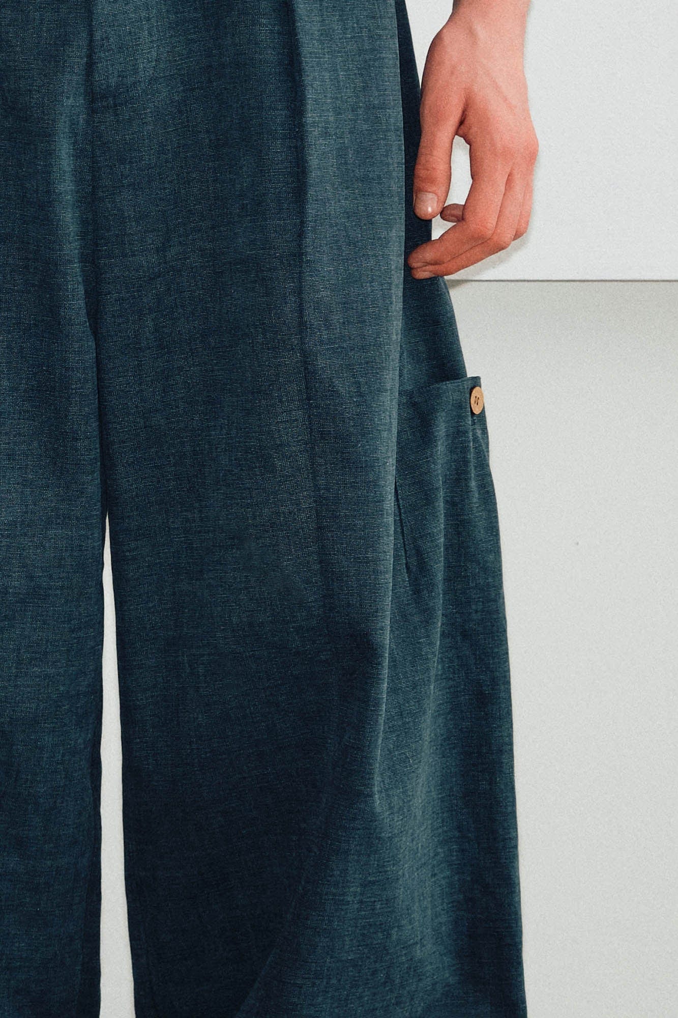 KREATE Pleated Multi-Pocket Baggy Pants