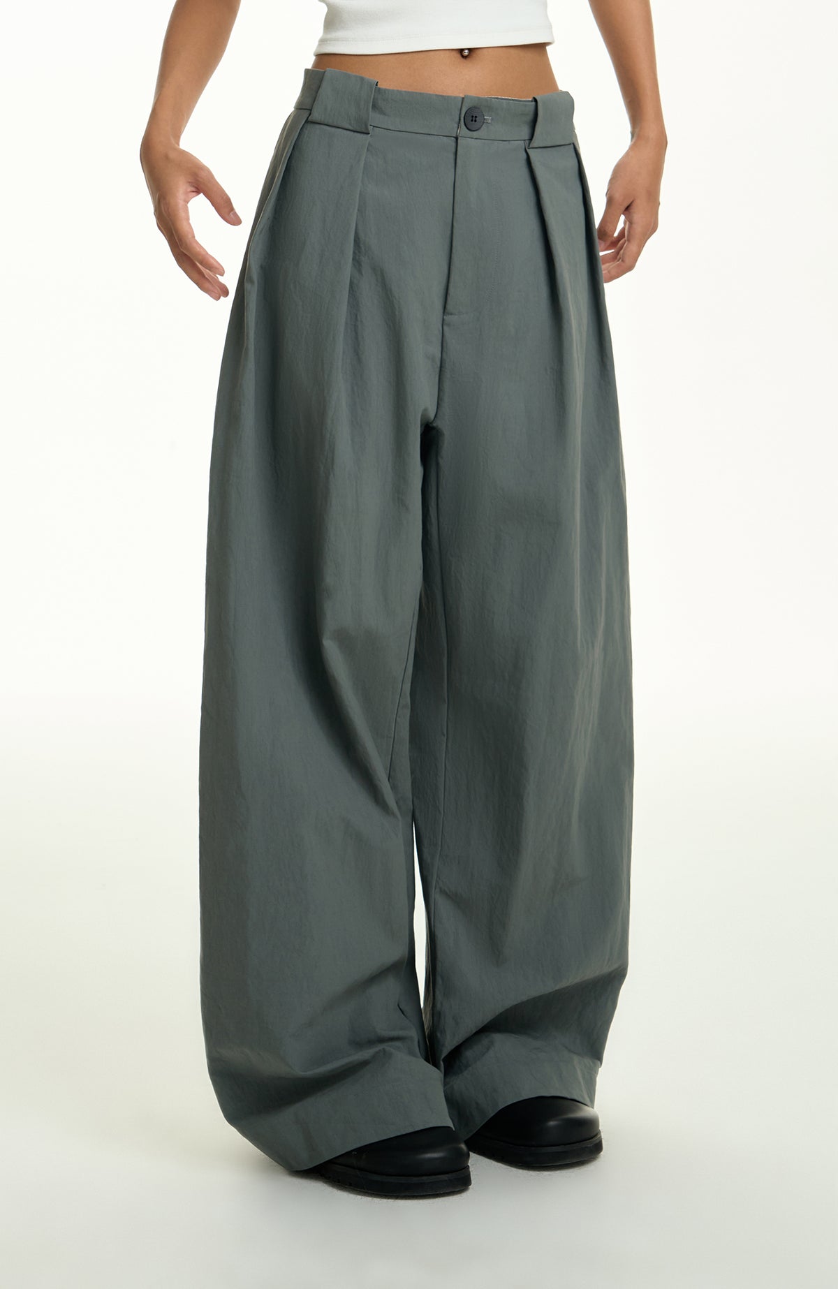 TGNS Retro Pleated Wide-Leg Trousers