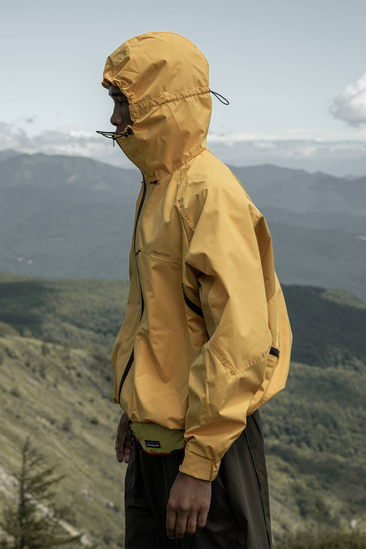 HALCYON Contrast Splash-Proof Hooded Windbreaker Jacket, premium urban and streetwear designers apparel on PROJECTISR.com, HALCYON
