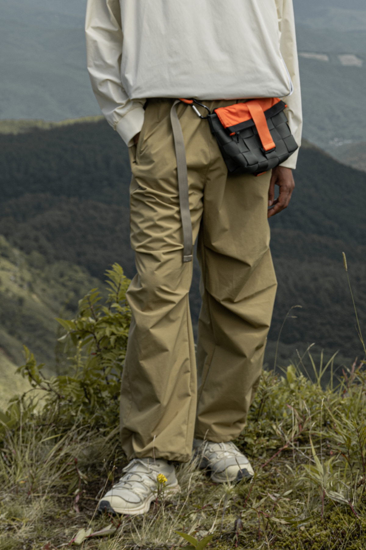 HALCYON Splash-Proof Windbreaker Cargo Pants