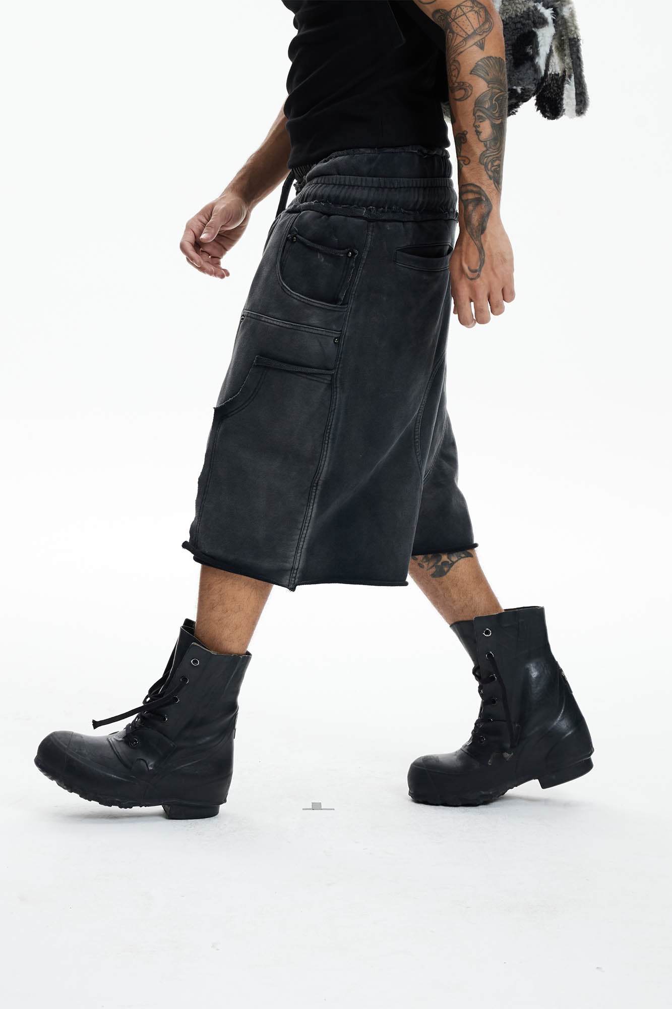 DND4DES Deconstructed Distressed Double-Knee Shorts