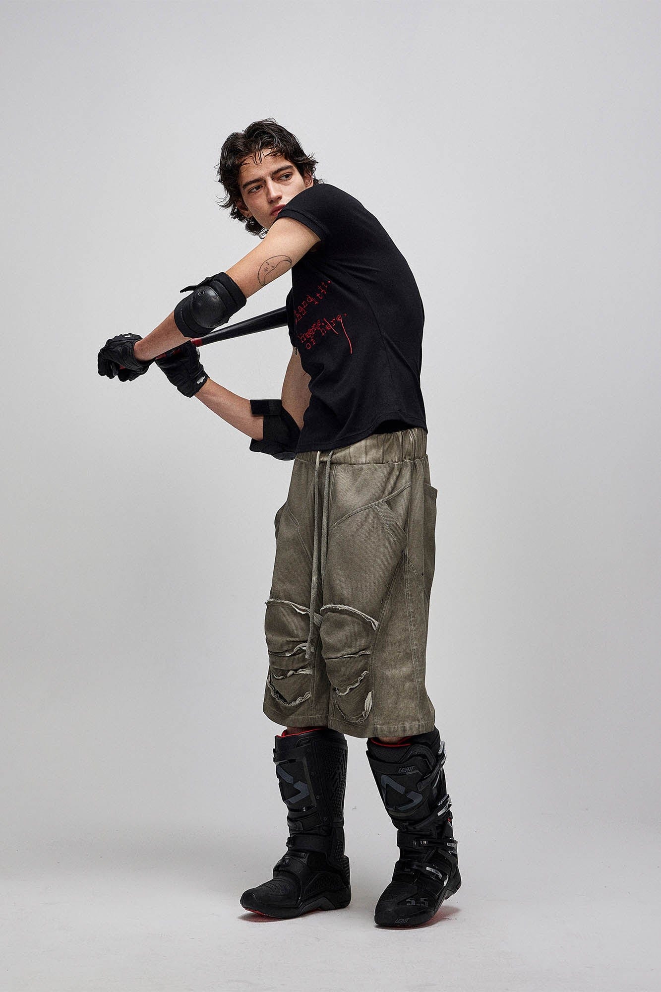 FLYERRER Dirty Fit Layered Frayed Knee Shorts