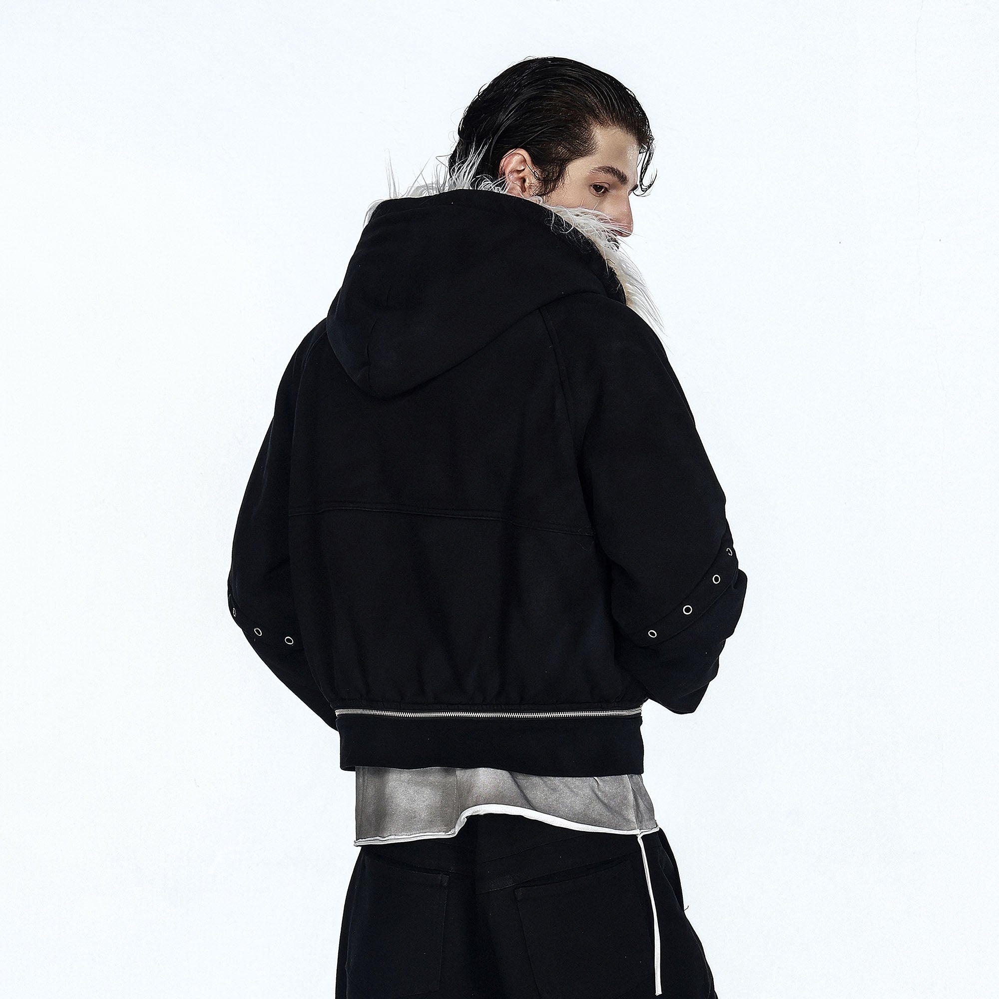 FLYERRER Detachable Faux-Fur Trim Cropped Jacket