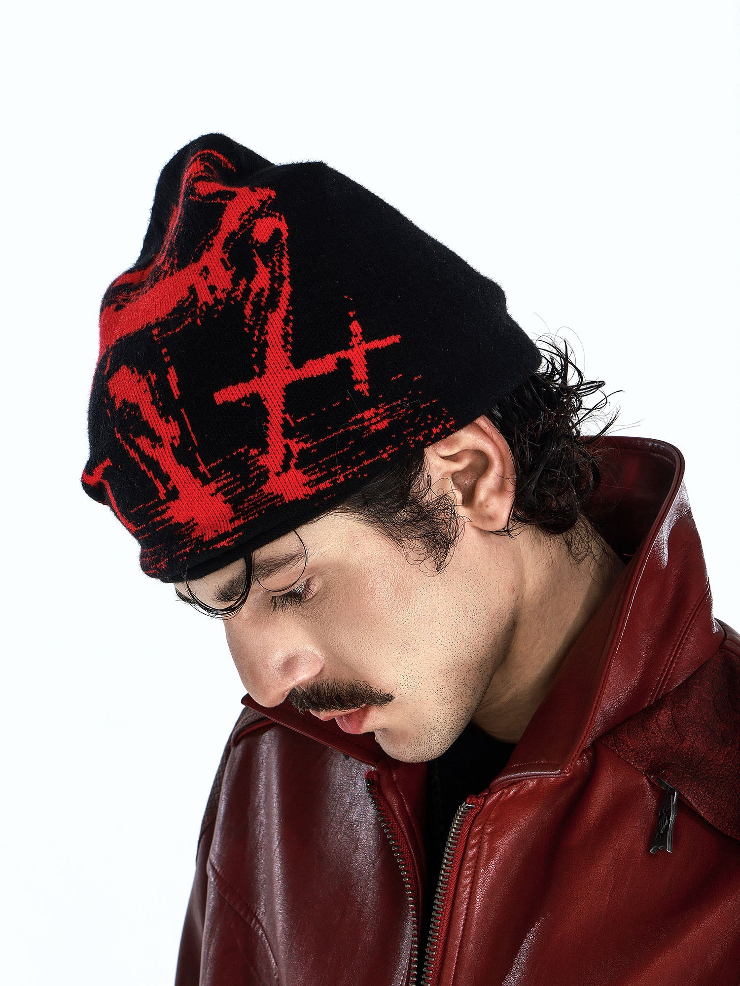 FLYERRER Grunge Cross Jacquard Slouch Beanie