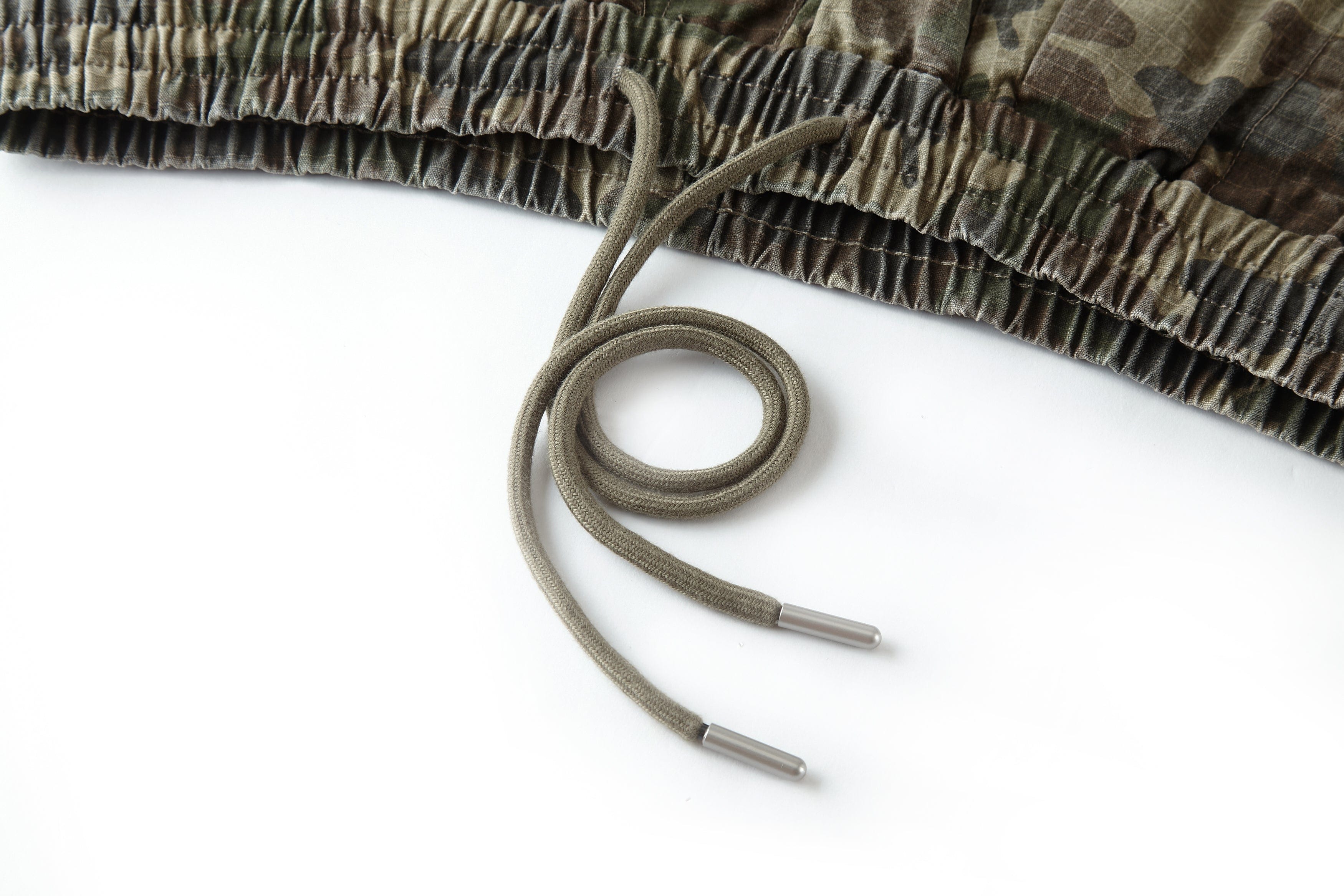BONELESS Camo Grid Pleated Drawstring Shorts