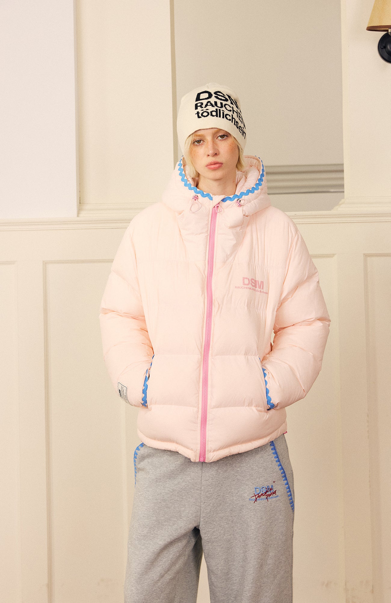 DONSMOKE Wavy Trim Hooded Down Puffer