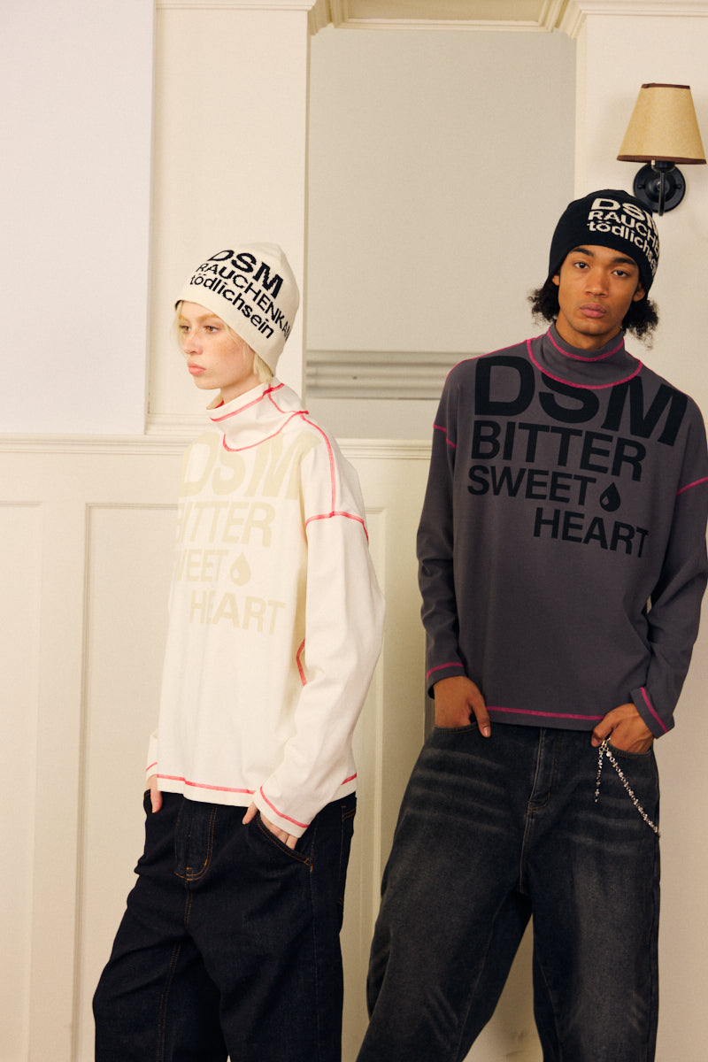 DONSMOKE Contrast Stitch LOGO Turtleneck