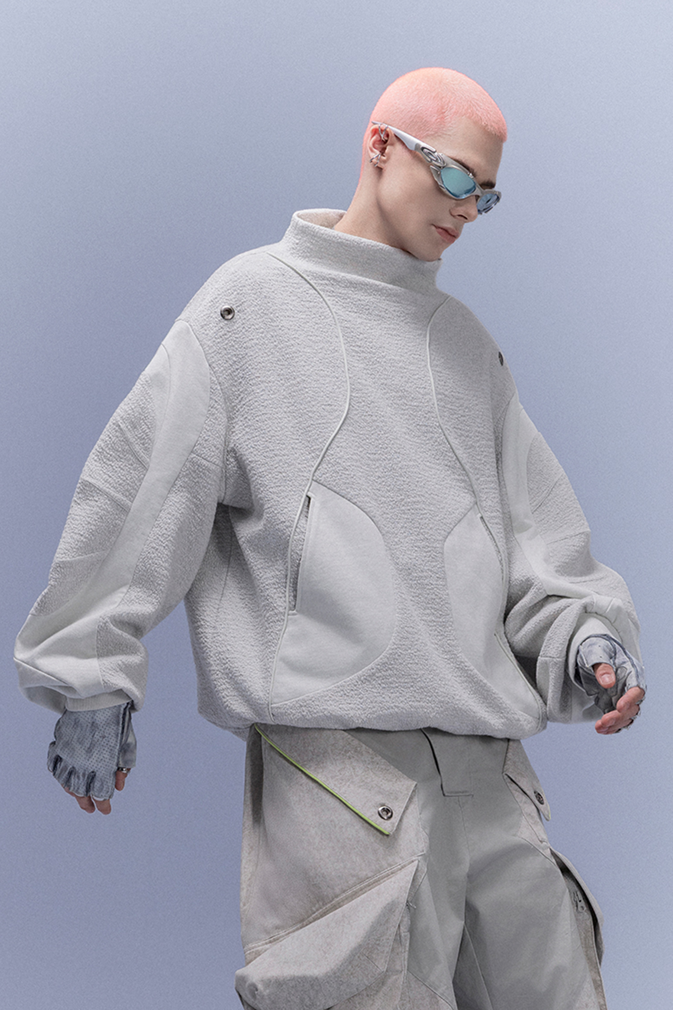 XIPHEVIL Fleece-Panel Saber-Sleeve Sweatshirt White