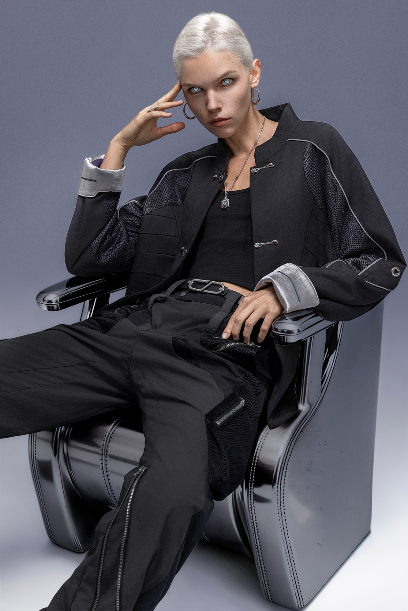 XIPHEVIL Paneled Multi-Pocket Zip Cargo Pants Black