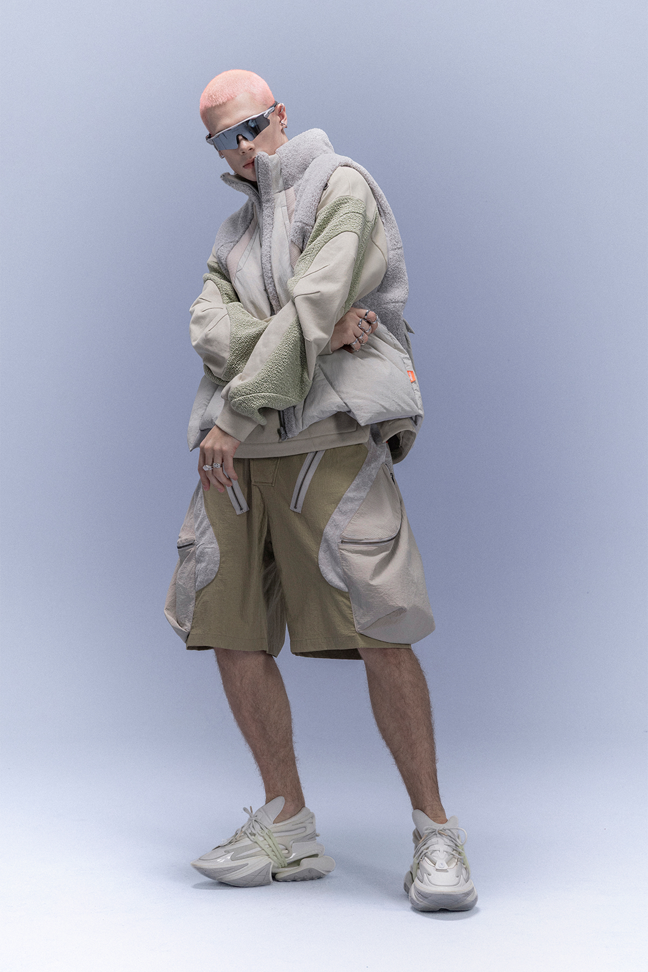 XIPHEVIL High-Neck Fleece-Panel Vest Light Gray