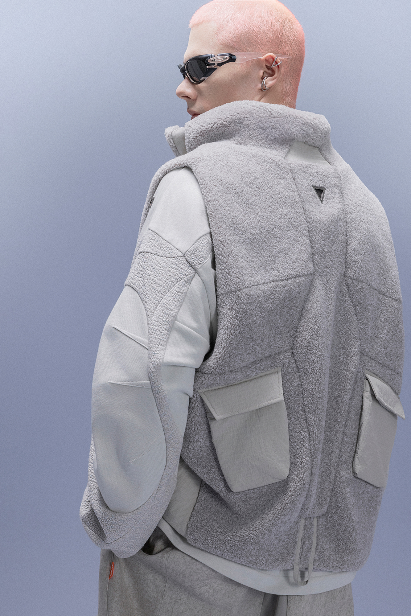 XIPHEVIL High-Neck Fleece-Panel Vest Light Gray
