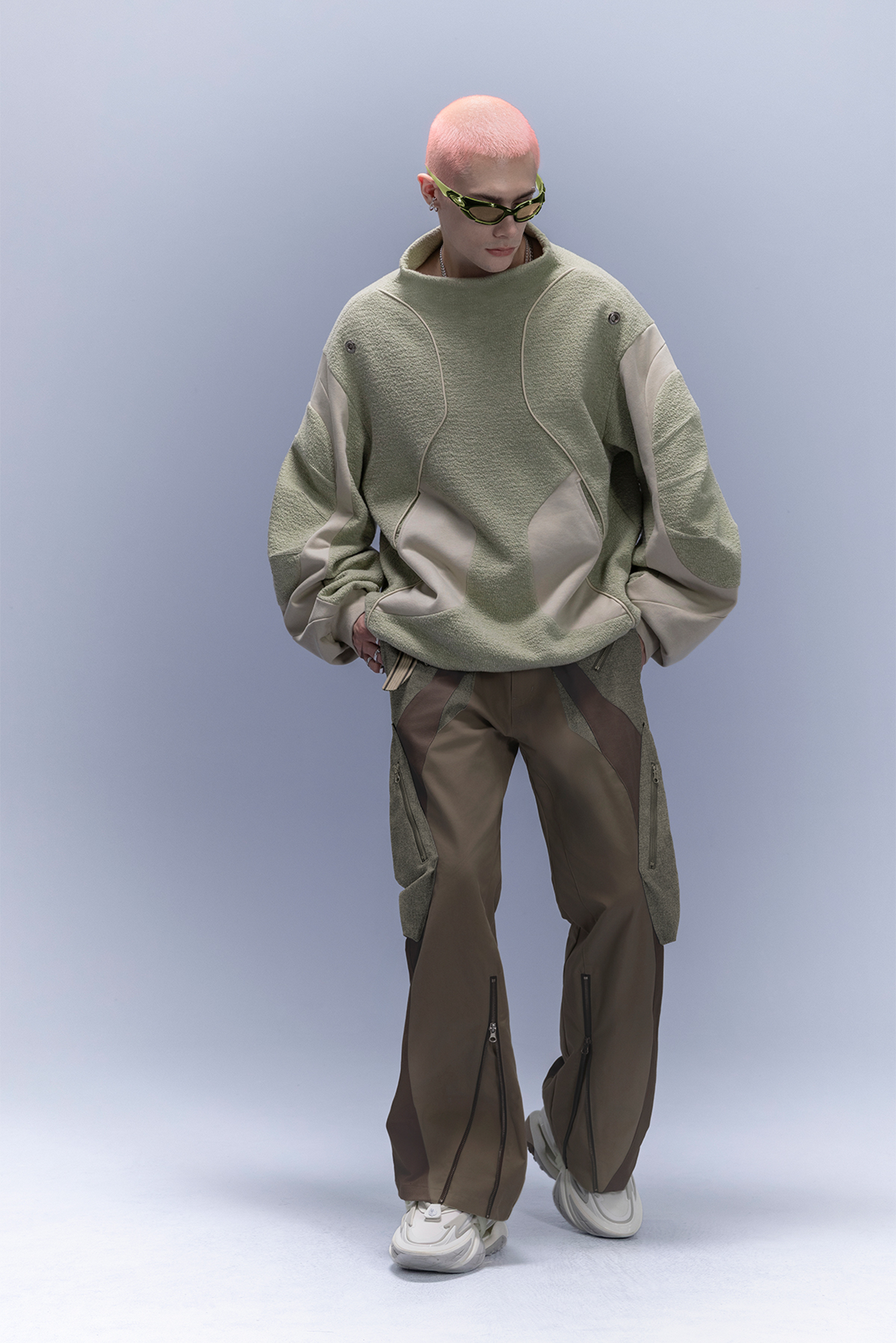 XIPHEVIL Fleece-Panel Saber-Sleeve Sweatshirt Green