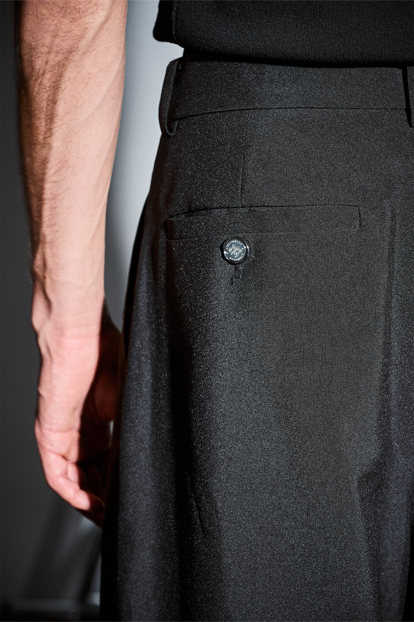 455EMBLE Asymmetric Waist Patch Wide-Leg Trousers