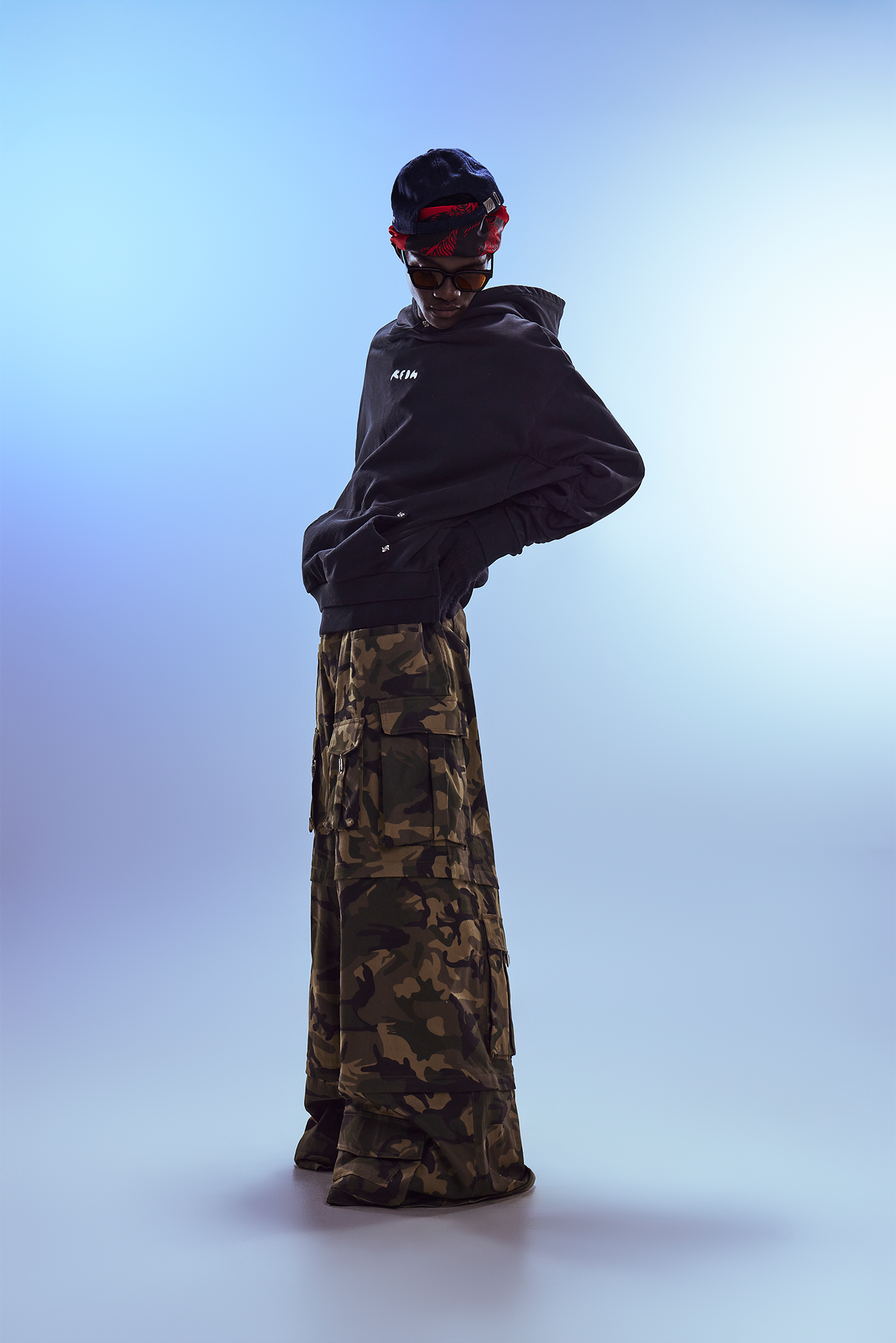 REDH Ruched Sleeve Washed Hoodie