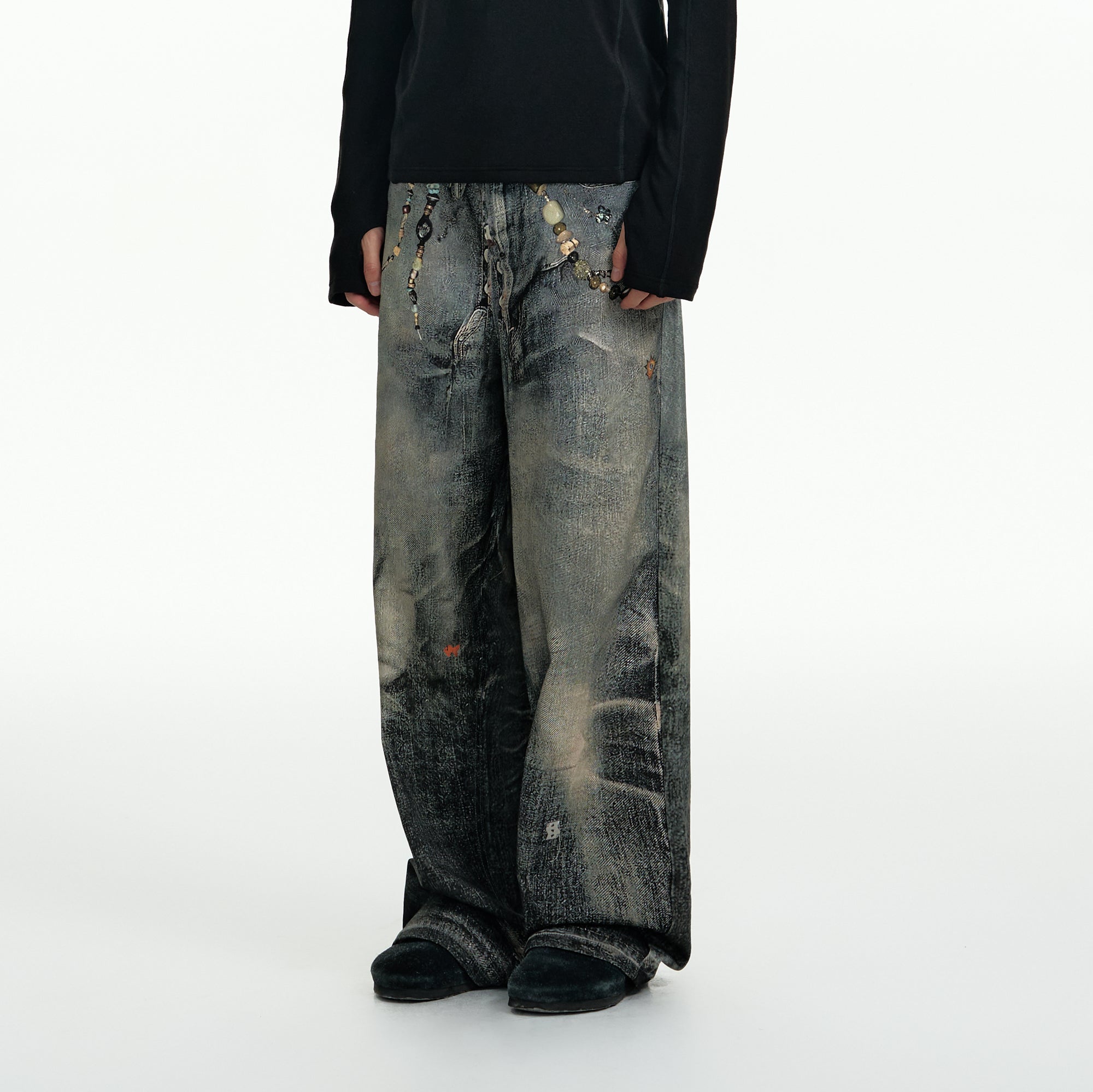 TGNS Beaded Graphic Distressed Oversized Jeans
