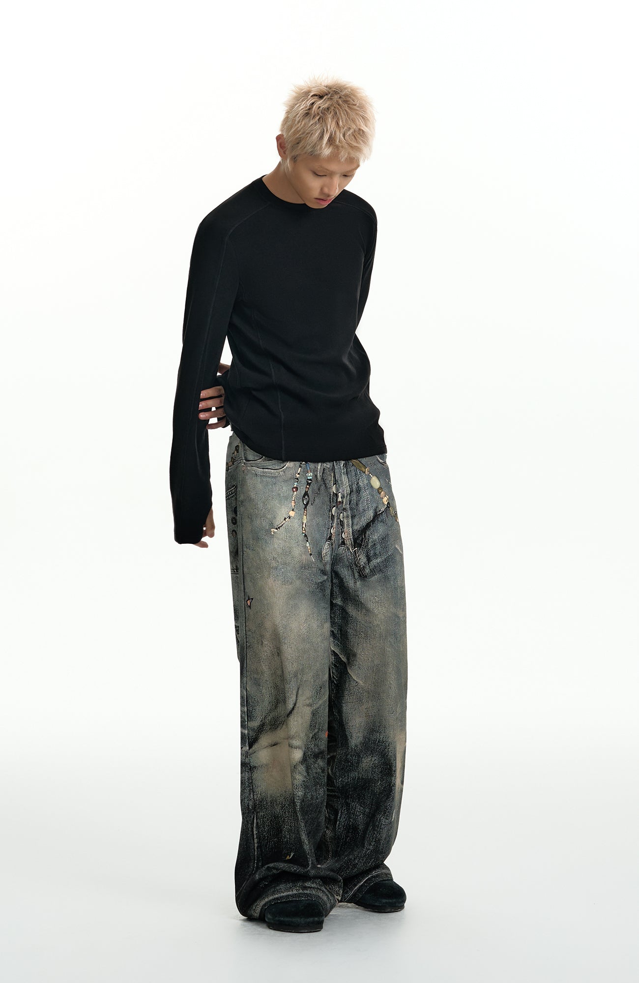 TGNS Beaded Graphic Distressed Oversized Jeans