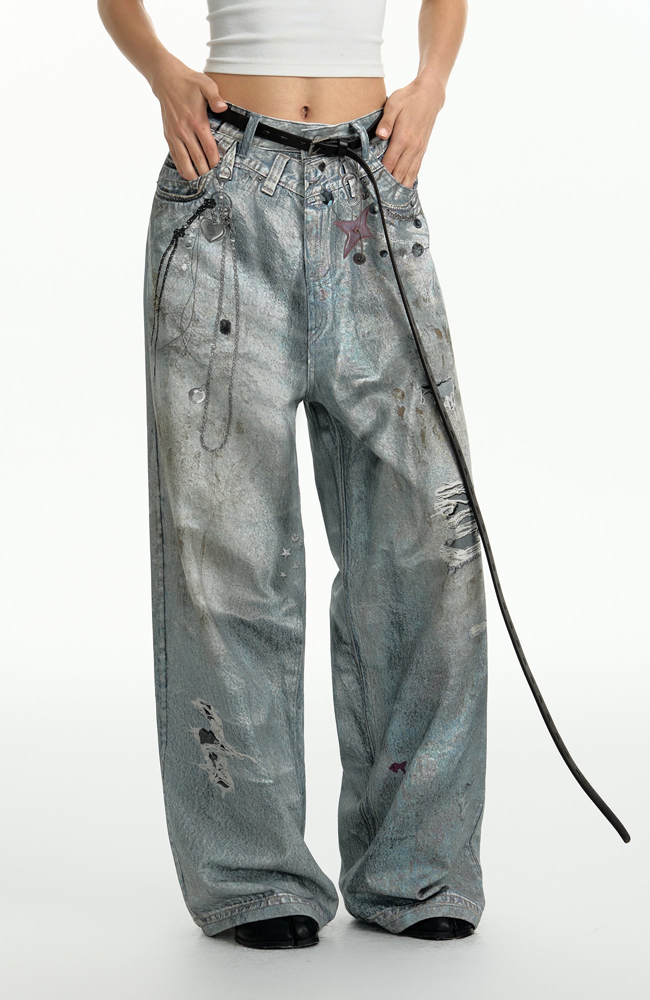 TGNS Beaded Graphic Distressed Oversized Jeans