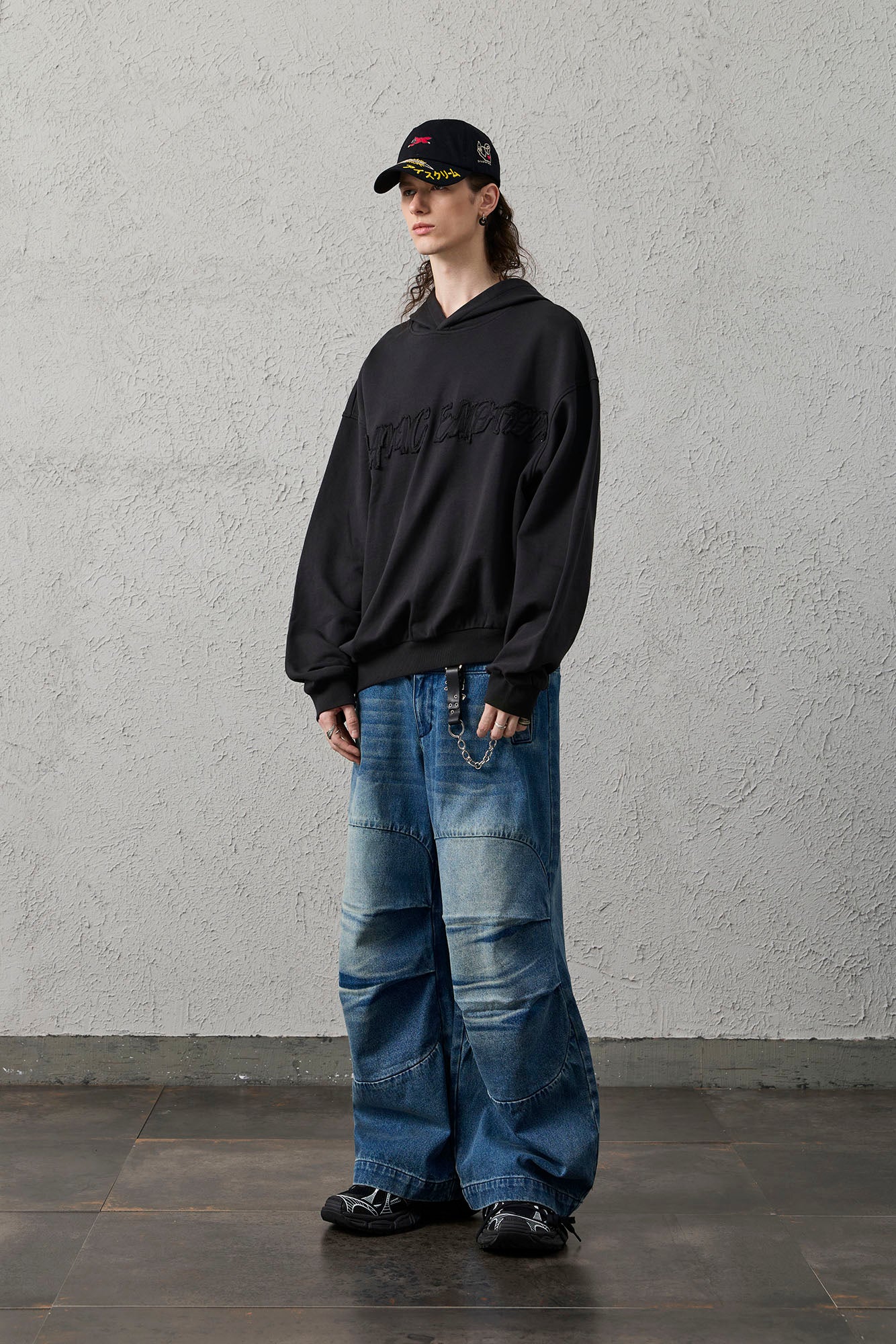 ORGANIC EMOTION Faded Wash Padded-Knee Jeans