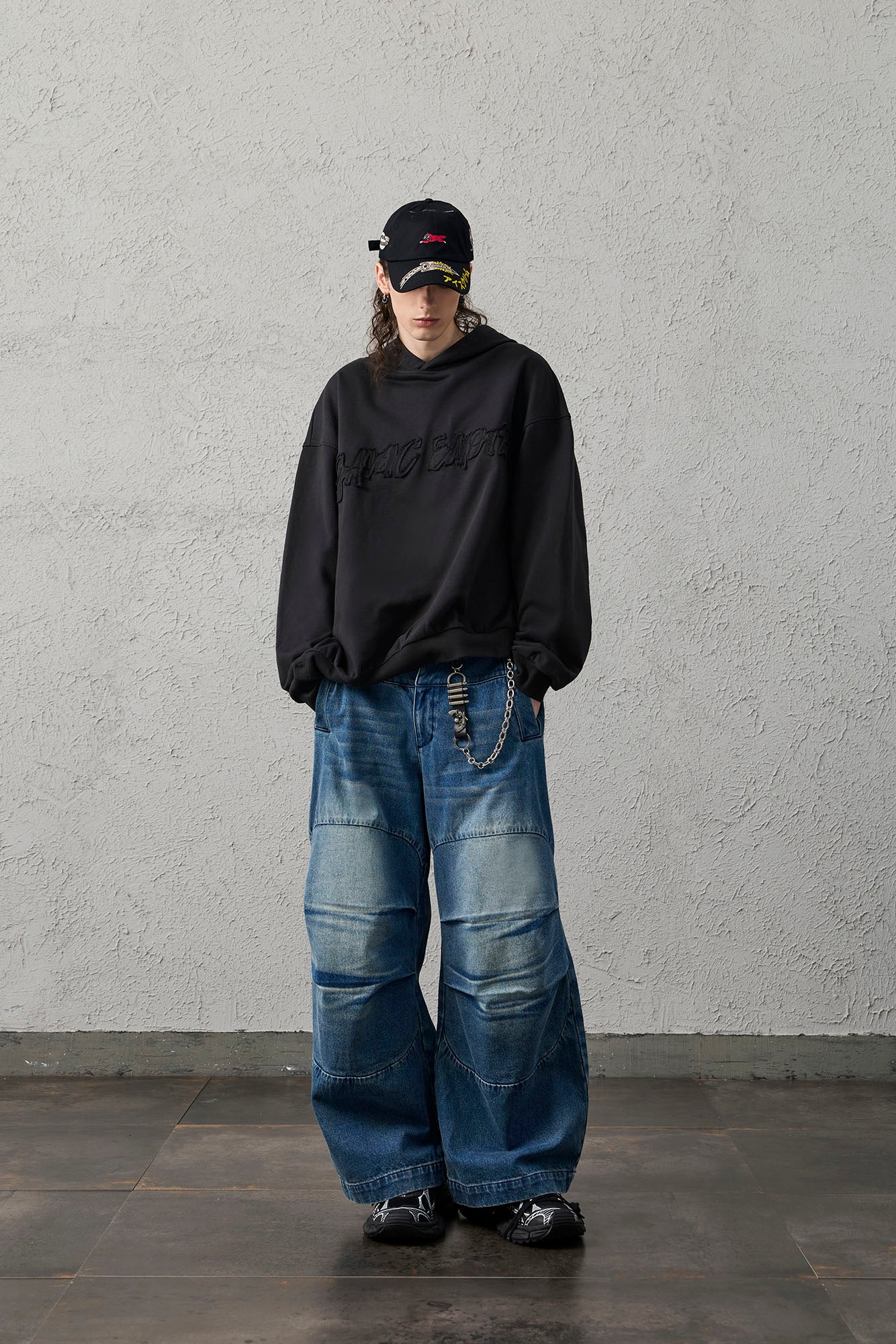 ORGANIC EMOTION Faded Wash Padded-Knee Jeans