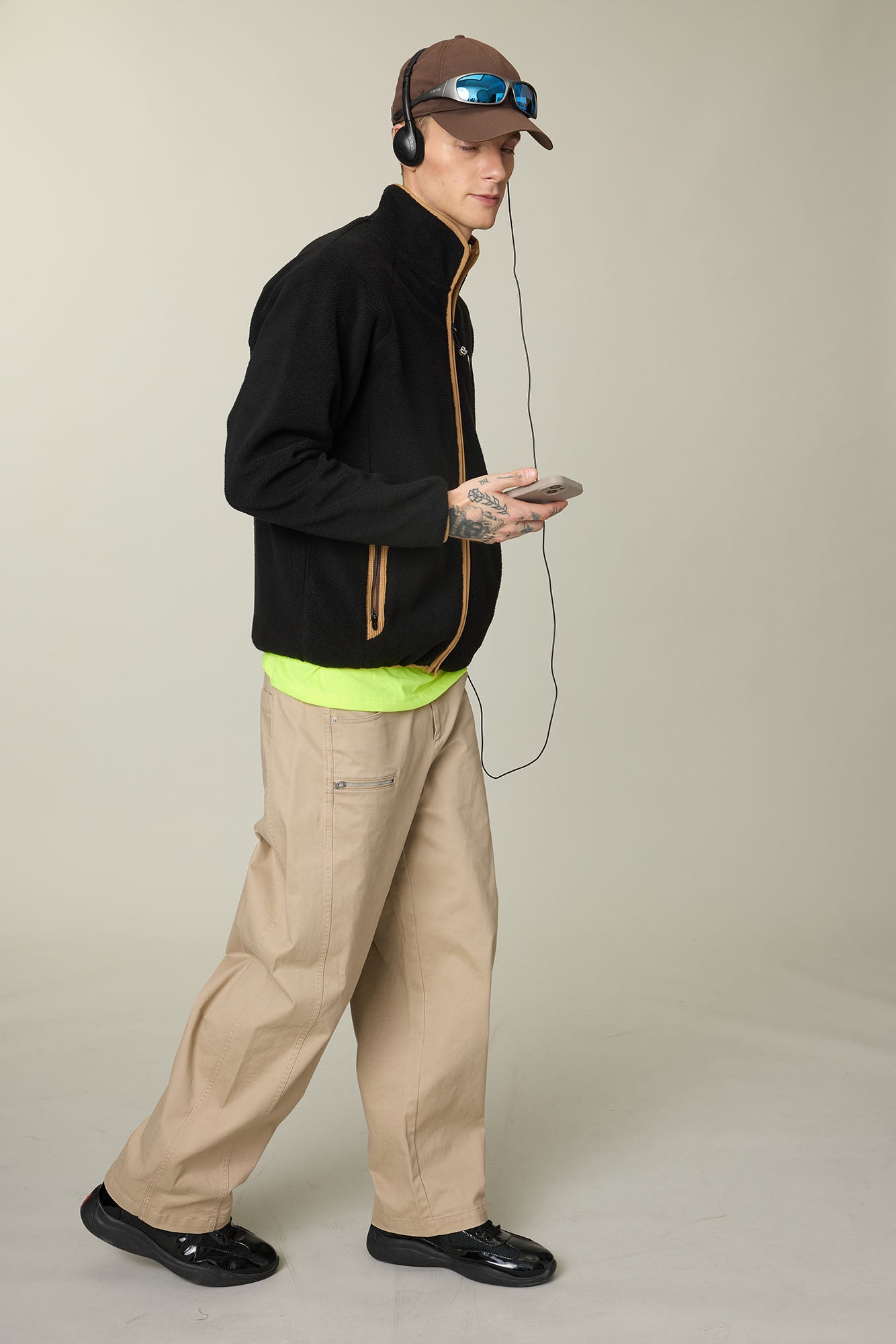 UMAMIISM Contrast Trim Fleece Jacket, premium urban and streetwear designers apparel on PROJECTISR.com, UMAMIISM