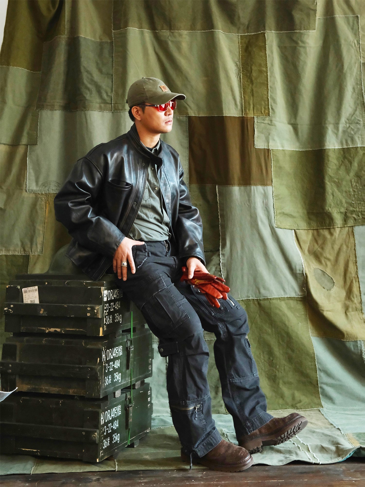 NEIGBORL Washed Multi-Pocket Cargo Pants, premium urban and streetwear designers apparel on PROJECTISR.com, NEIGBORL