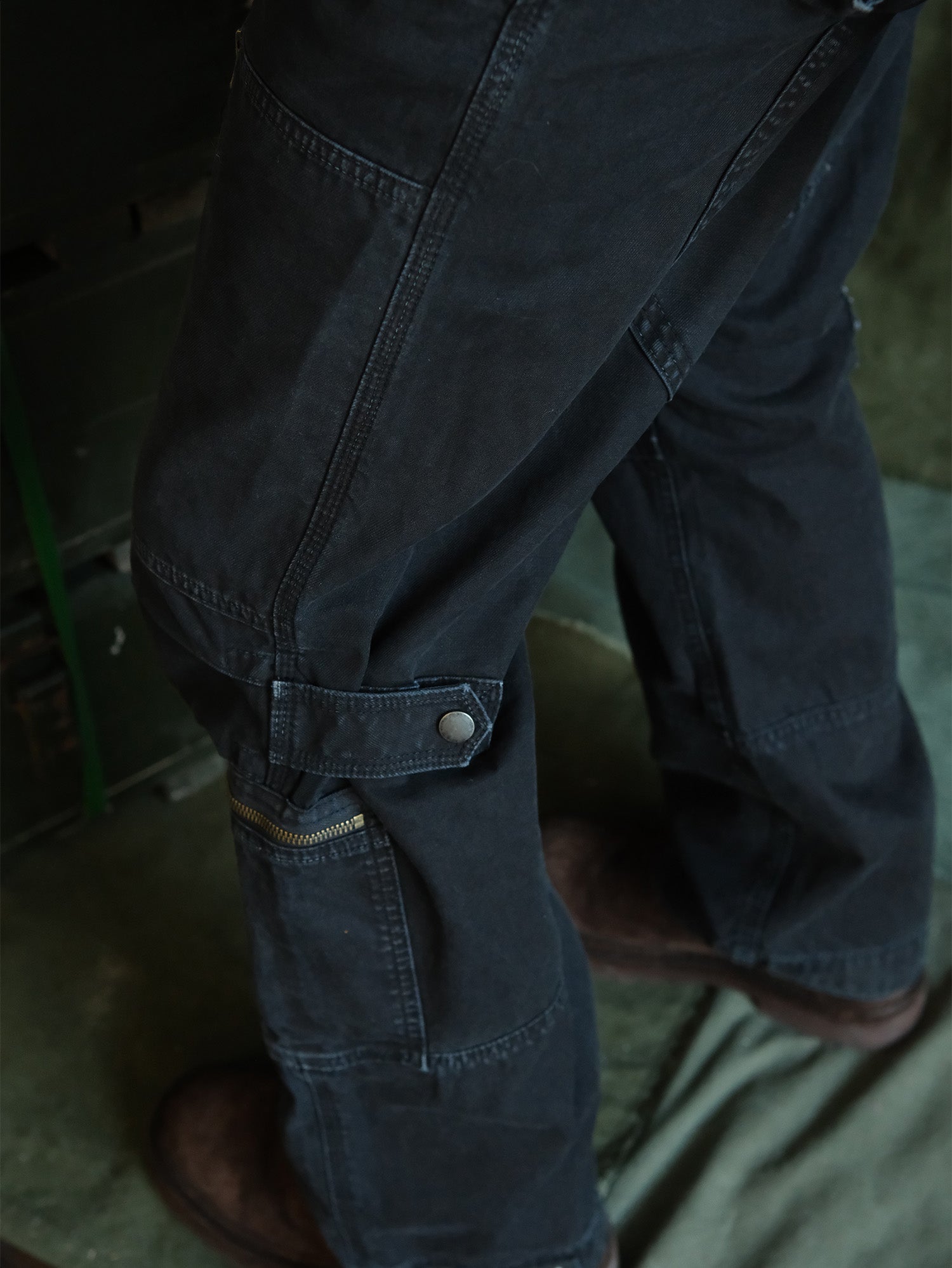 NEIGBORL Washed Multi-Pocket Cargo Pants, premium urban and streetwear designers apparel on PROJECTISR.com, NEIGBORL