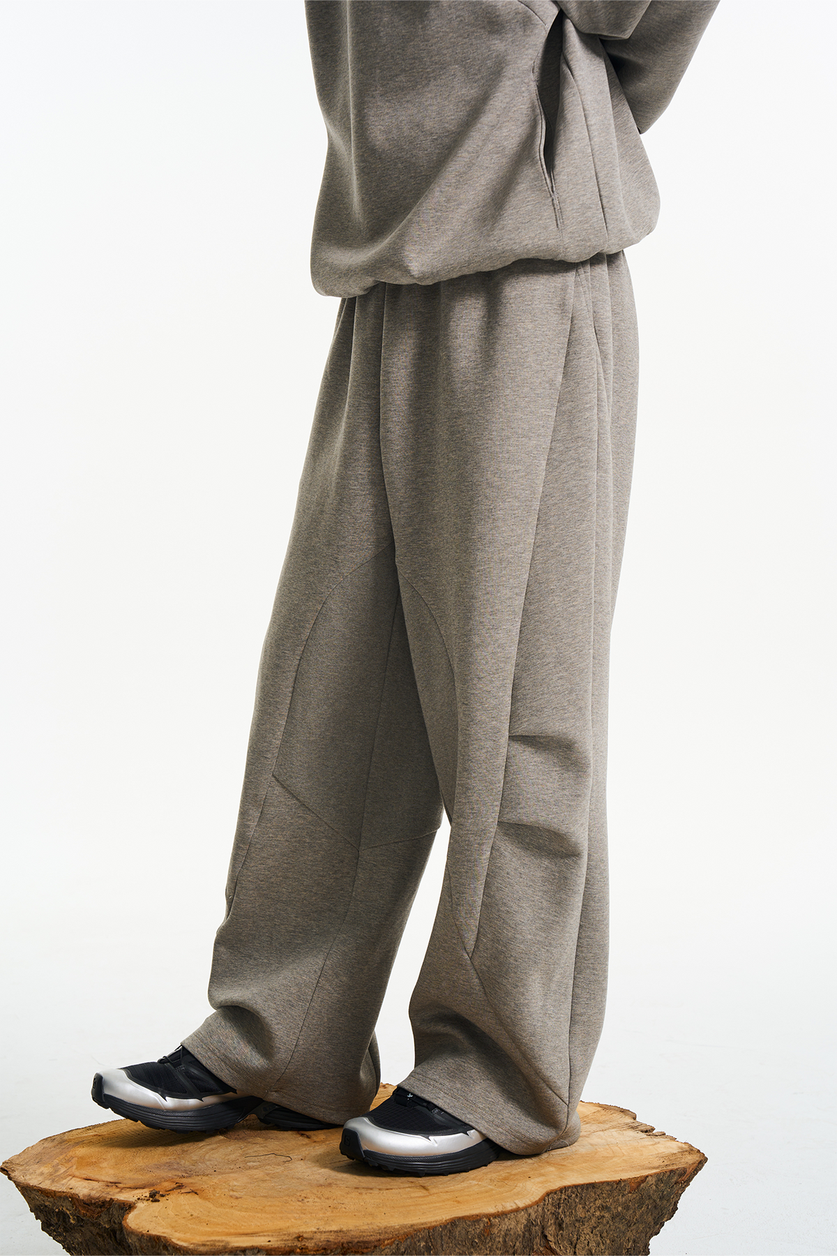 HALCYON Classic Thermal Wide-Leg Sweatpants
