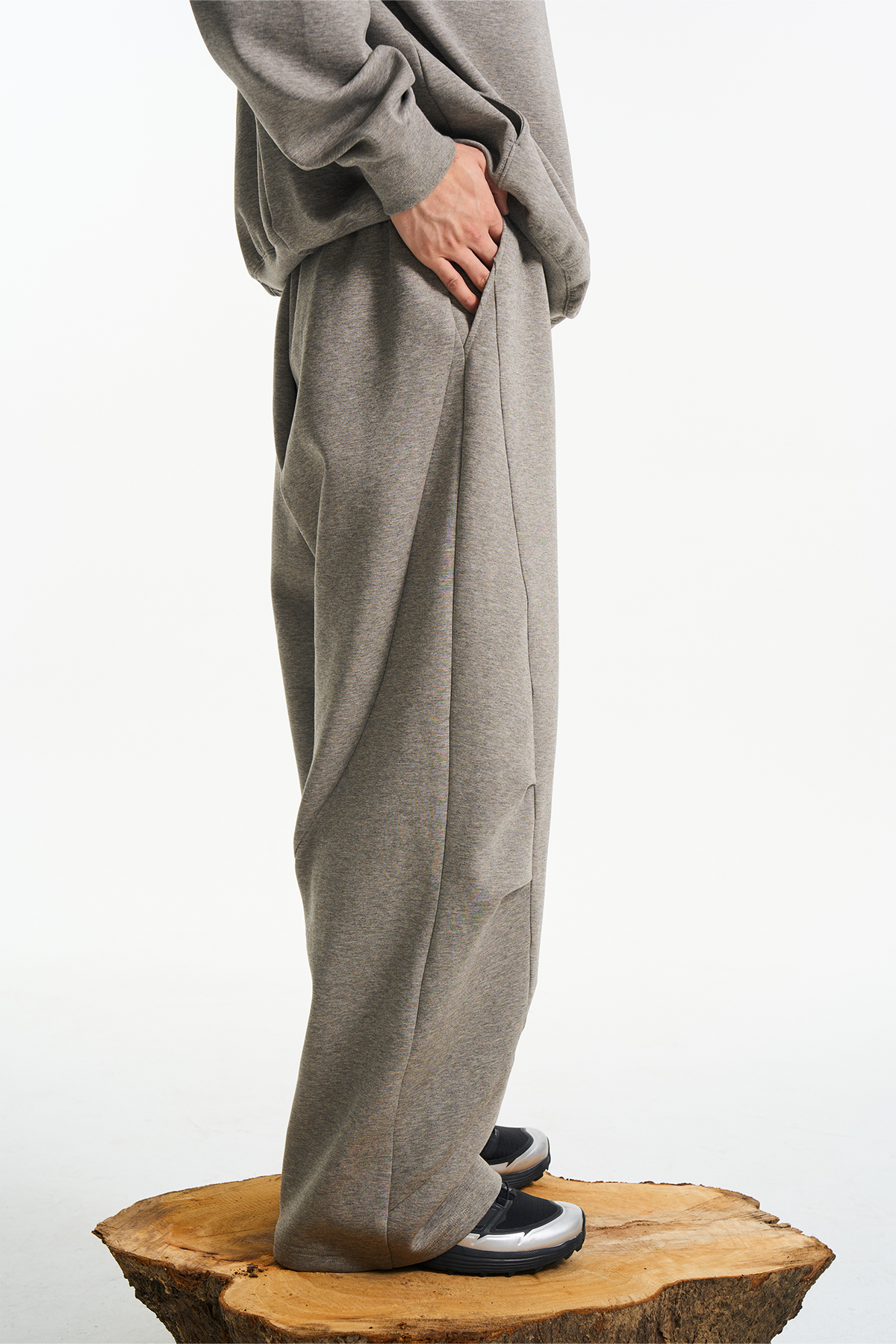 HALCYON Classic Thermal Wide-Leg Sweatpants