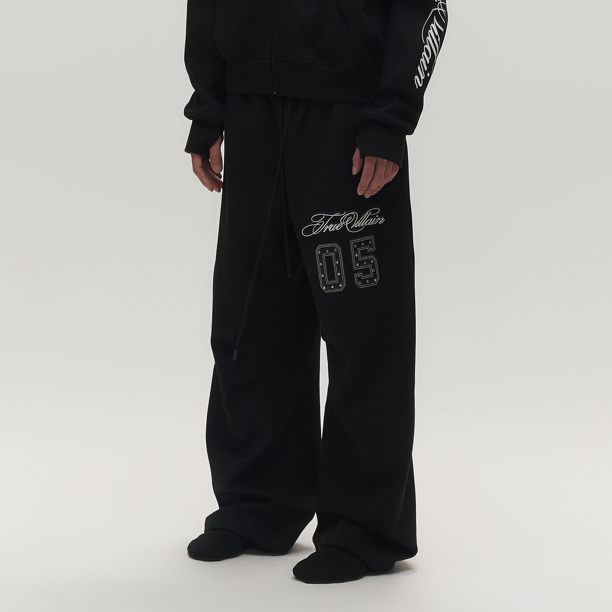 SAVAGEGROWTHWORLD No.05 True Villain Patch Drawstring Sweatpants