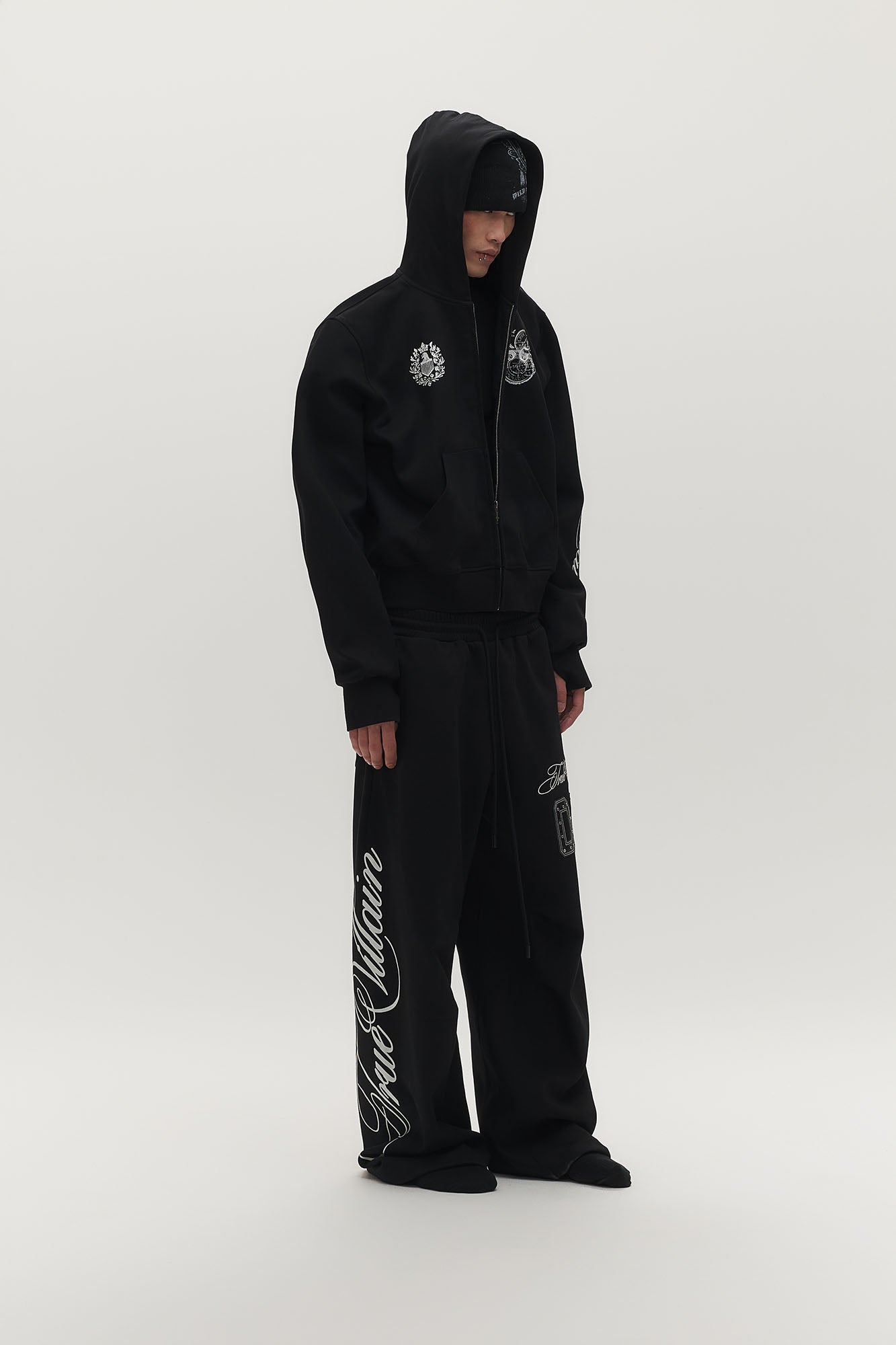 SAVAGEGROWTHWORLD No.05 True Villain Patch Zip-Up Hoodie