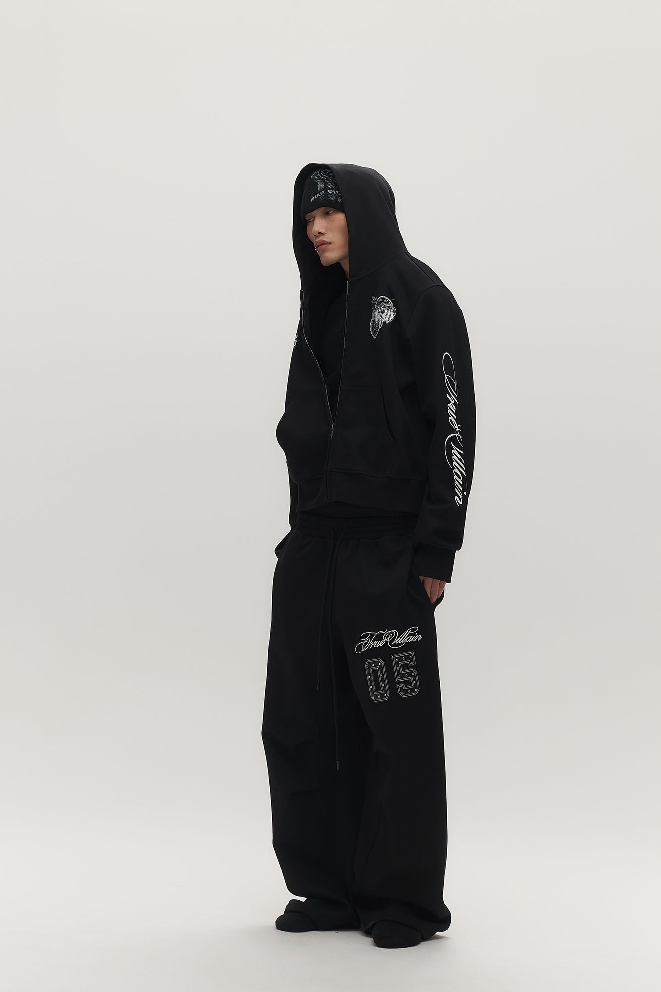 SAVAGEGROWTHWORLD No.05 True Villain Patch Zip-Up Hoodie