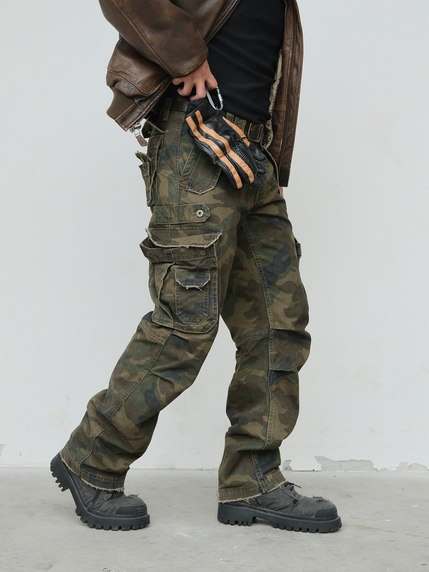 NEIGBORL Retro Multi-Pocket Camo Cargo Pants