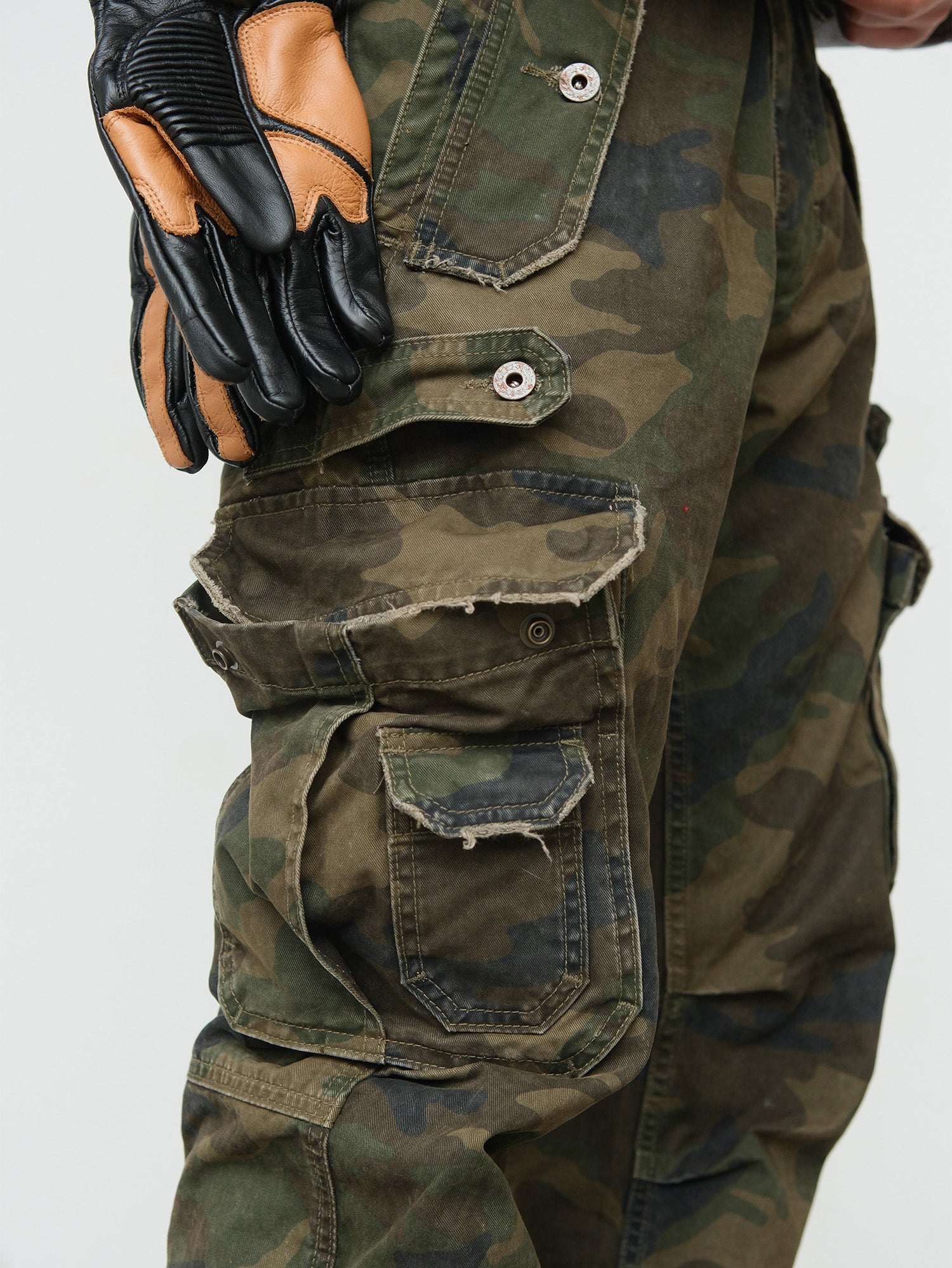 NEIGBORL Retro Multi-Pocket Camo Cargo Pants, premium urban and streetwear designers apparel on PROJECTISR.com, NEIGBORL