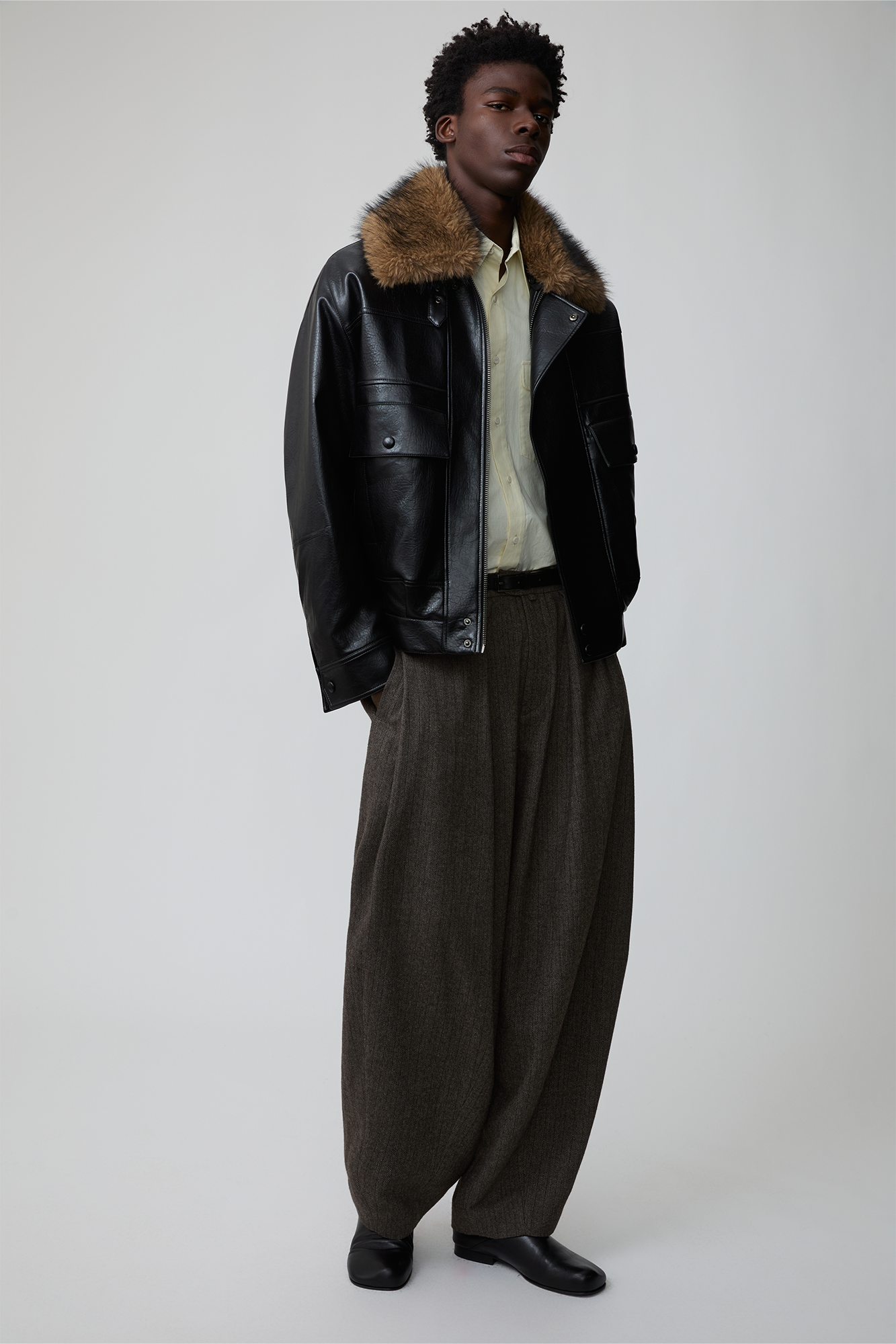 OPICLOTH Classic Elastic Waist Tapered Pants, premium urban and streetwear designers apparel on PROJECTISR.com, OPICLOTH