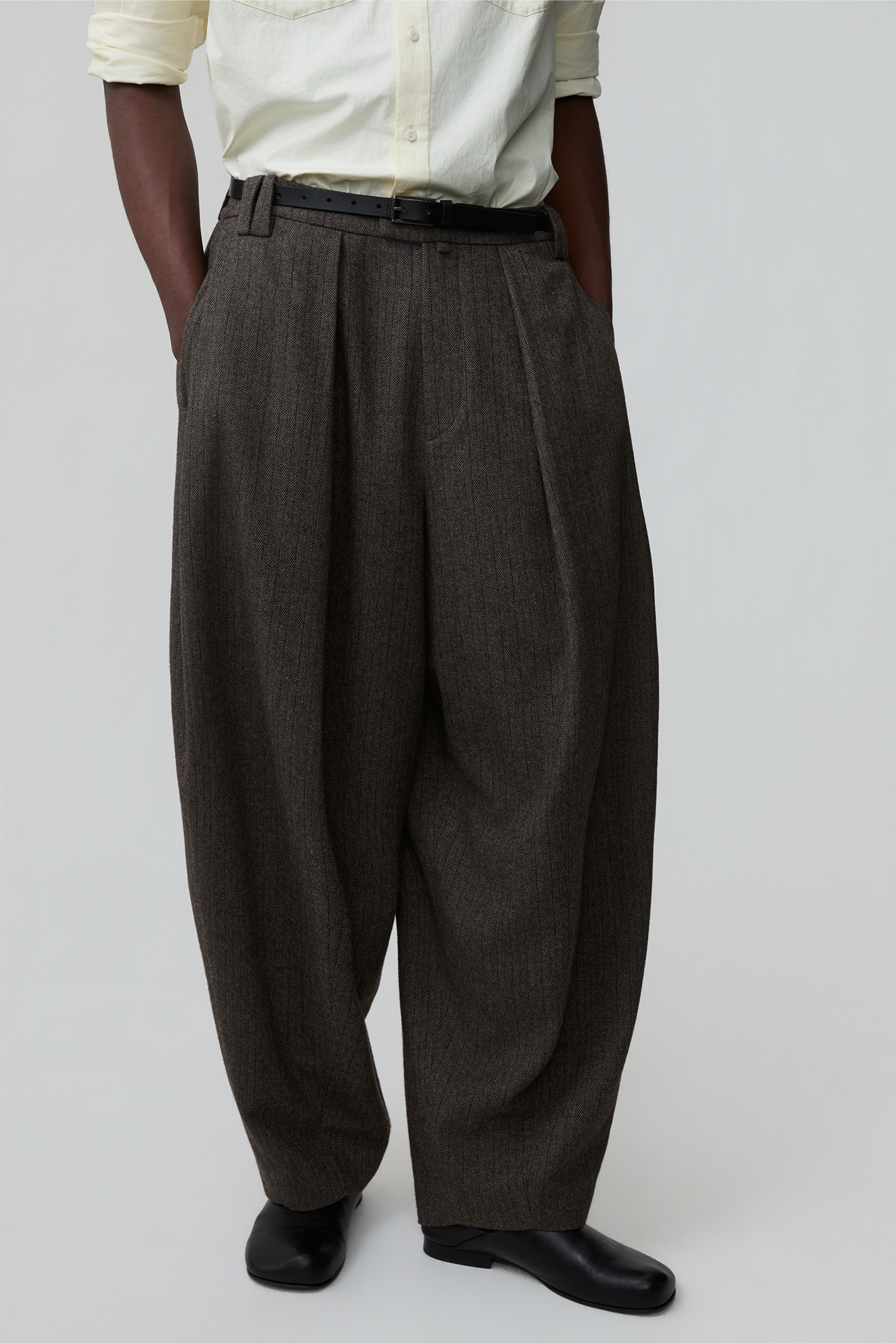 OPICLOTH Classic Elastic Waist Tapered Pants, premium urban and streetwear designers apparel on PROJECTISR.com, OPICLOTH