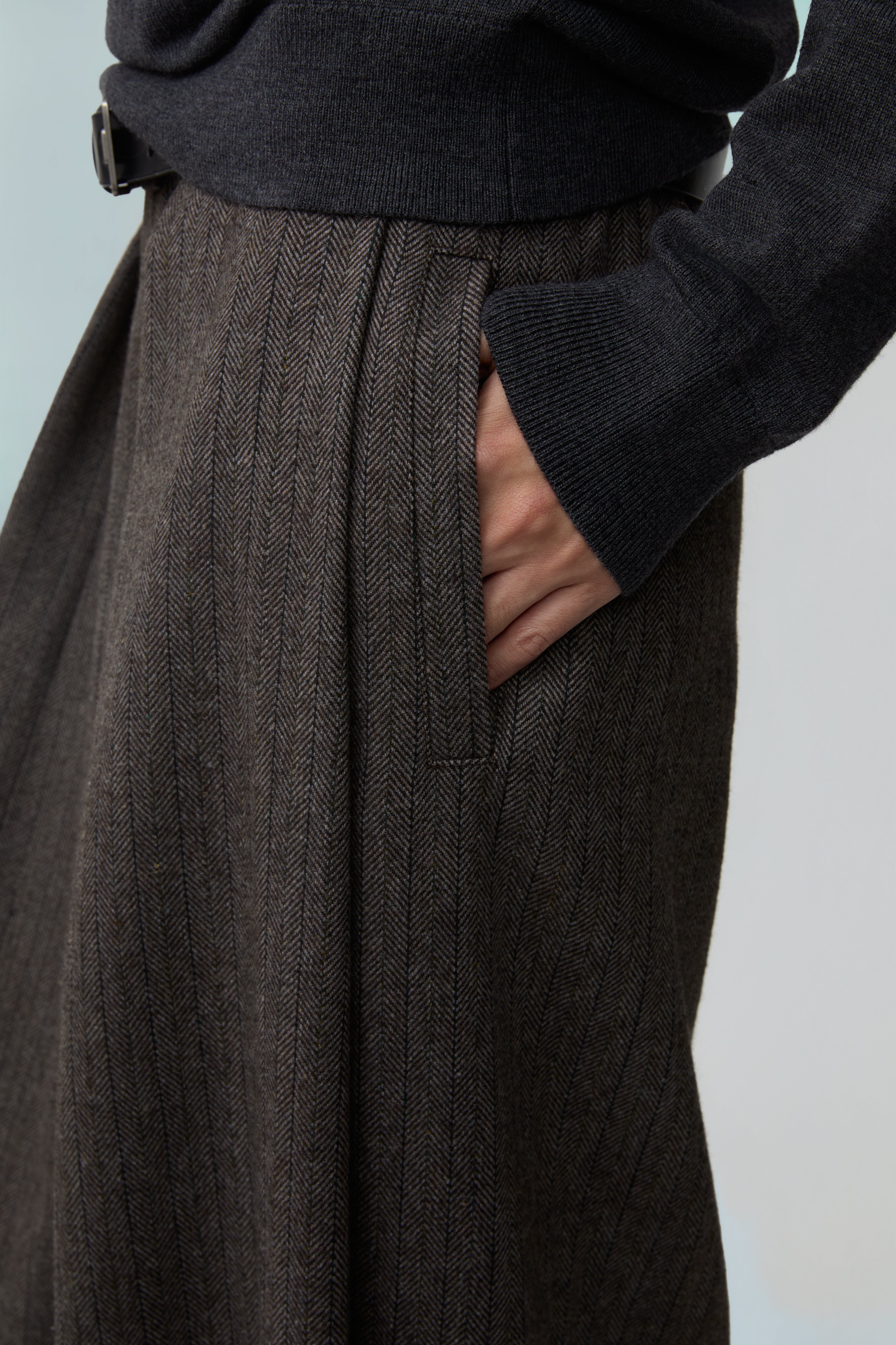 OPICLOTH Classic Elastic Waist Tapered Pants, premium urban and streetwear designers apparel on PROJECTISR.com, OPICLOTH