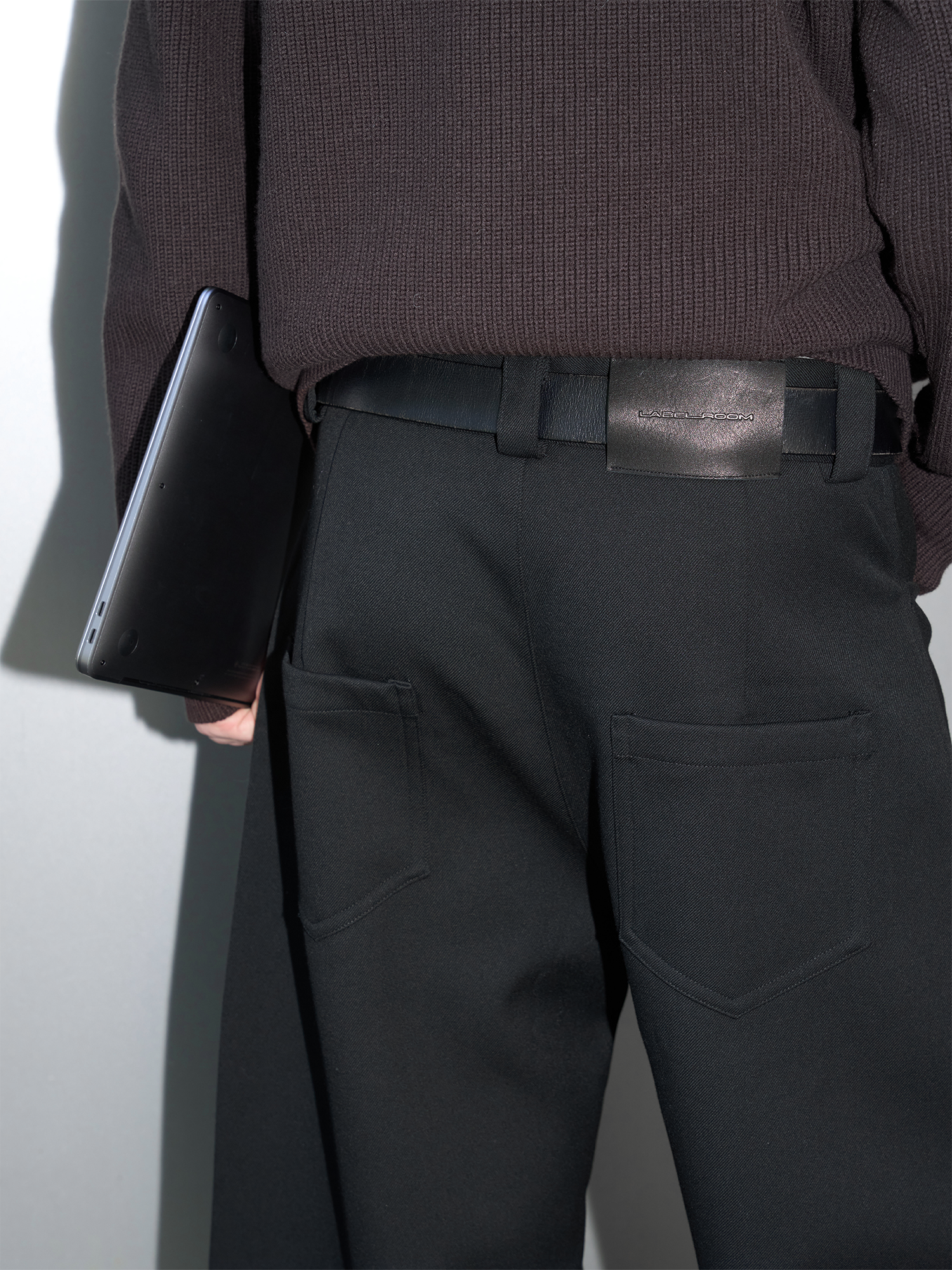 LABELROOM Essential Barrel Pants