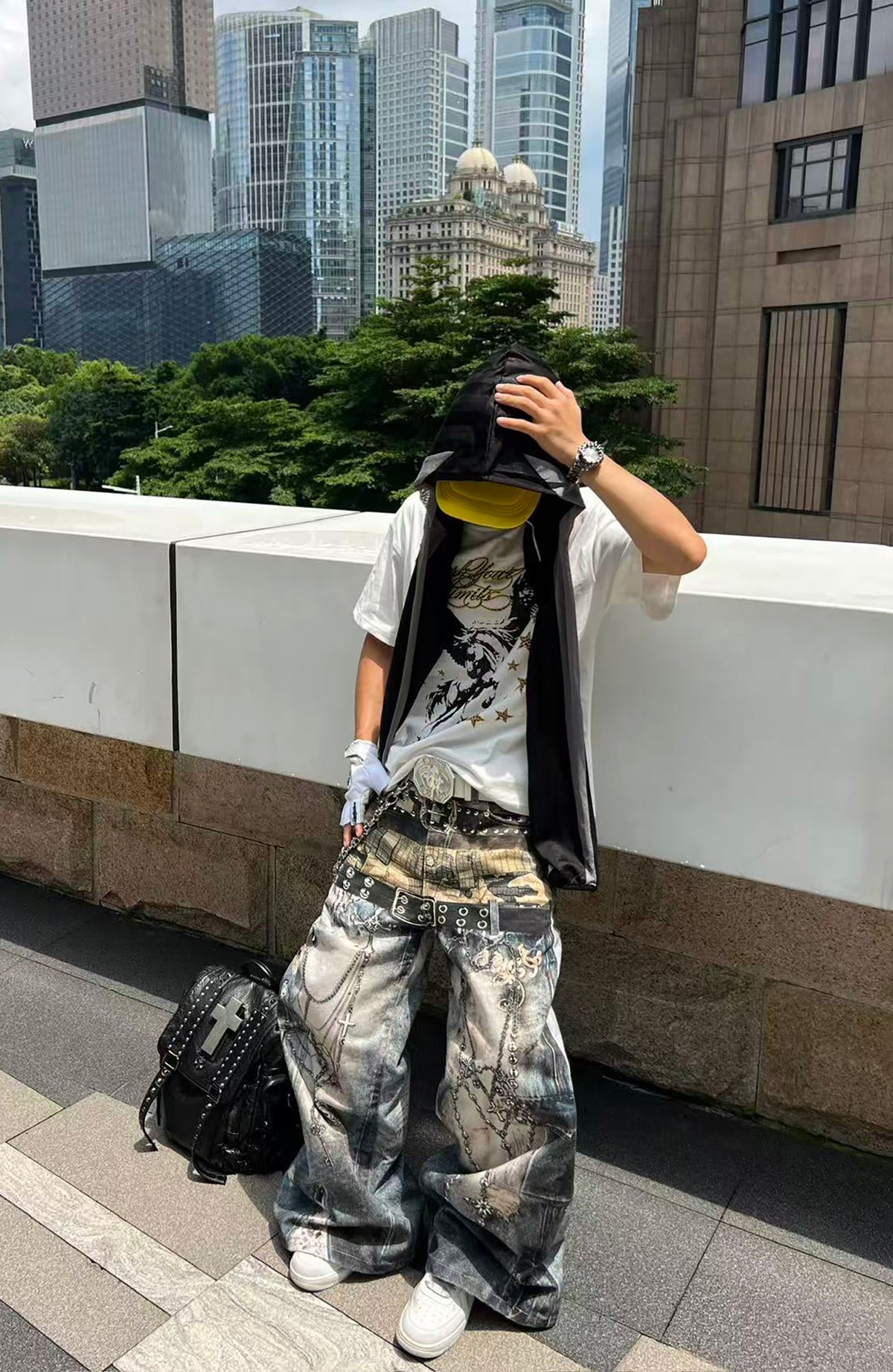 YIZILINGF Graphic Distressed Baggy Jeans