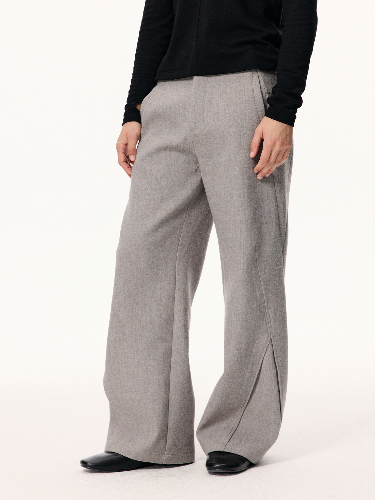 KREATE Linear Splice Flared Trousers