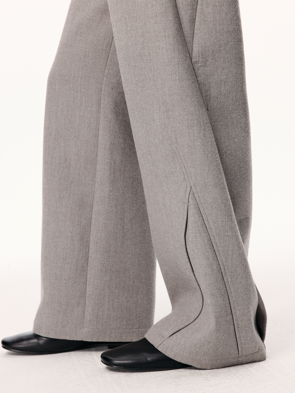 KREATE Linear Splice Flared Trousers