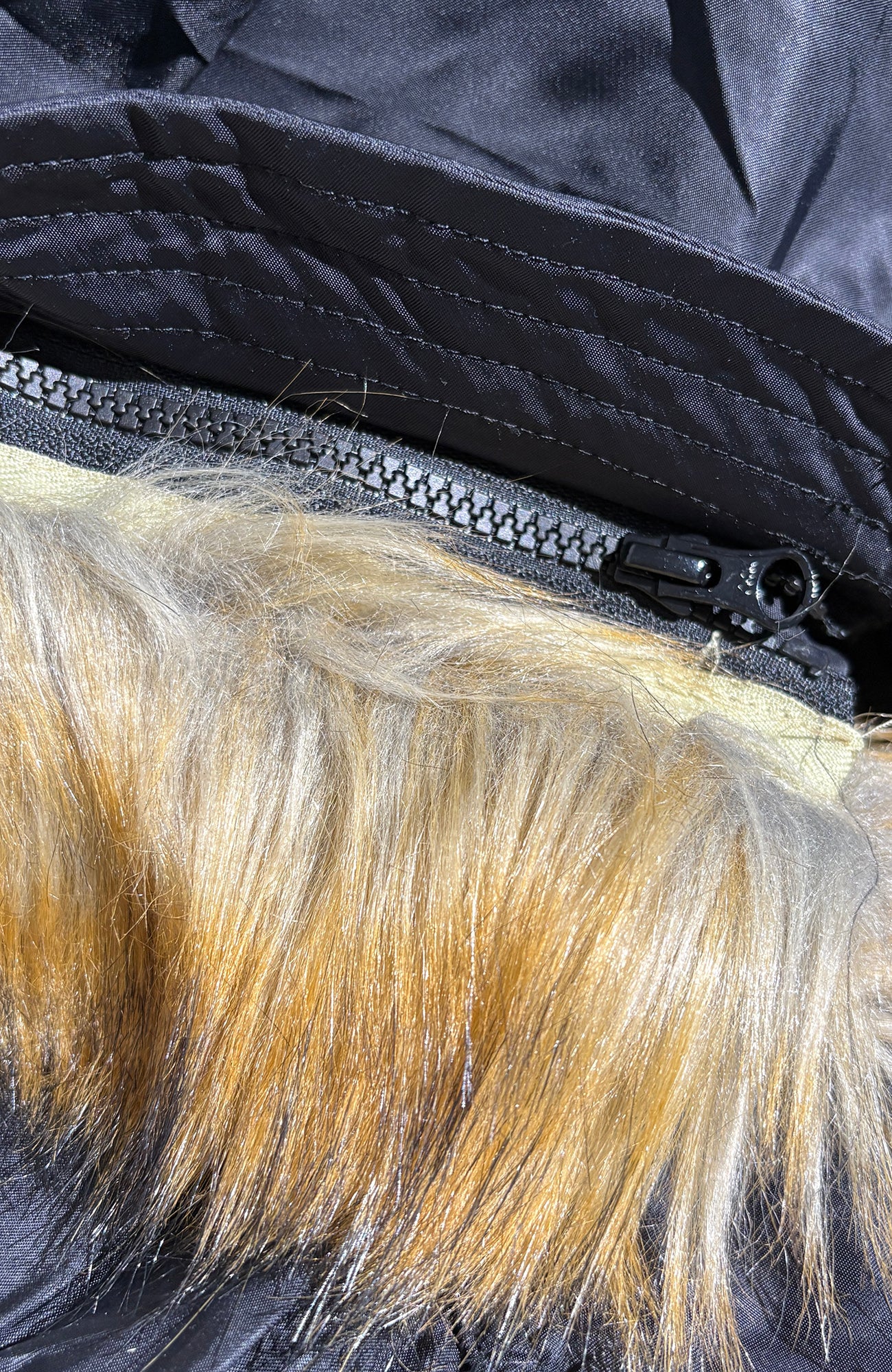 PCCVISION Faux Fur Hooded Cropped Puffer Jacket