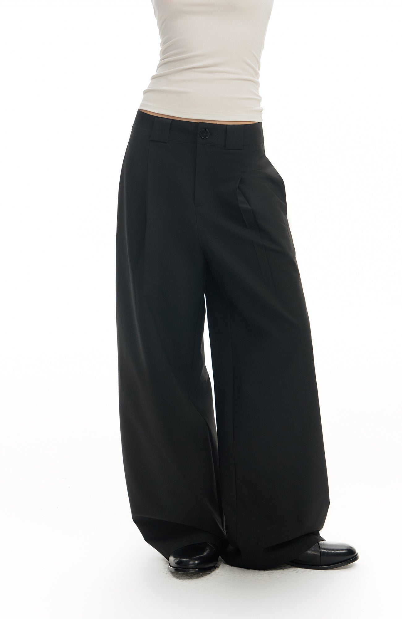 TGNS Pleated Wide-Leg Trousers