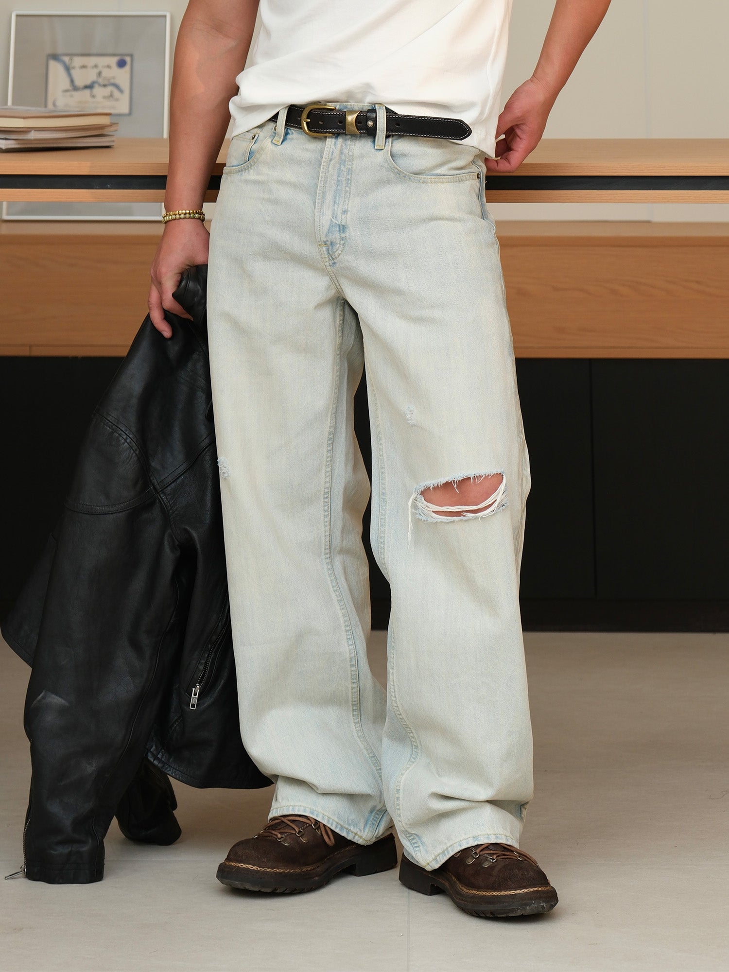 NEIGBORL Retro Washed Distressed Straight-Leg Jeans, premium urban and streetwear designers apparel on PROJECTISR.com, NEIGBORL
