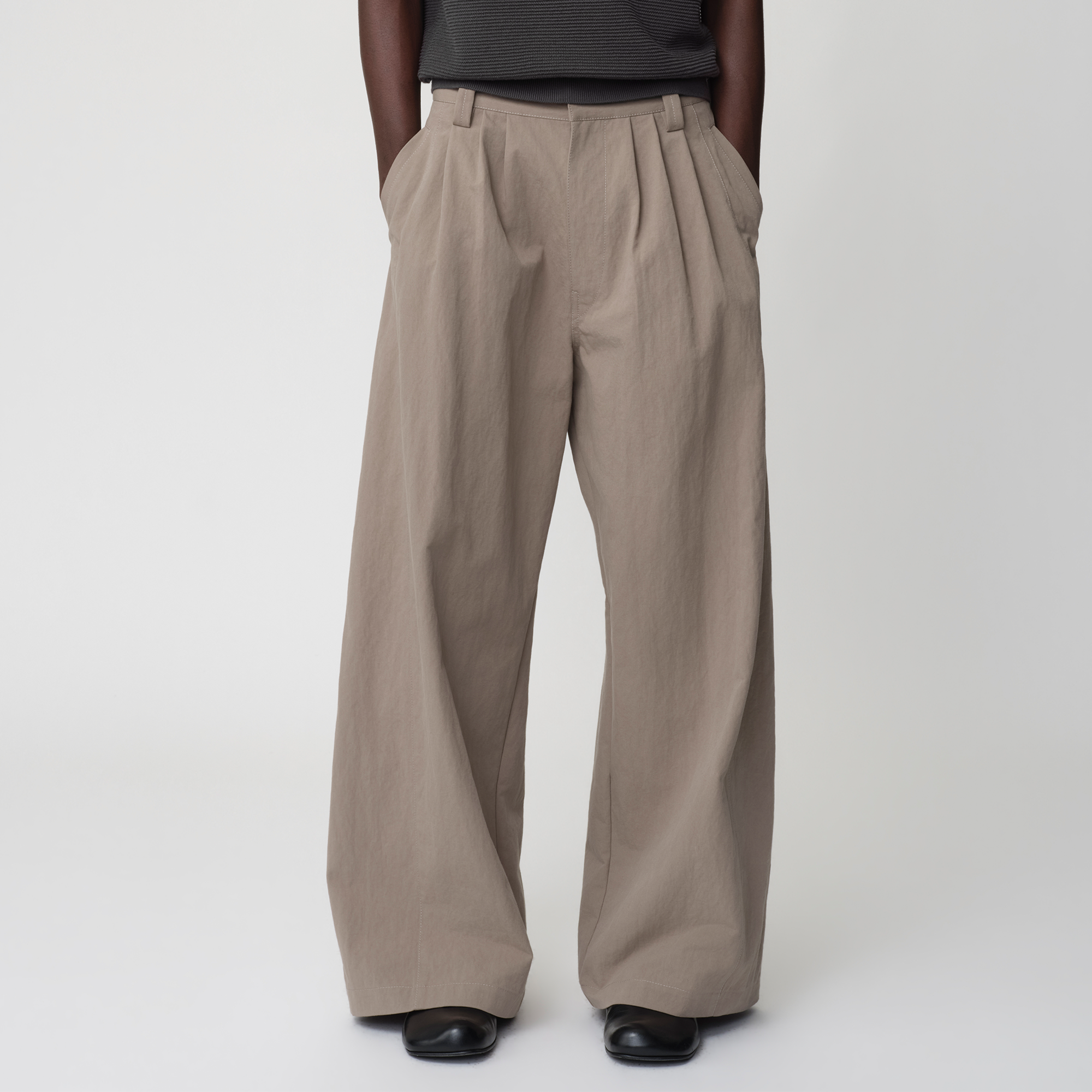 OPICLOTH Retro Pleated Wide-Leg Trousers